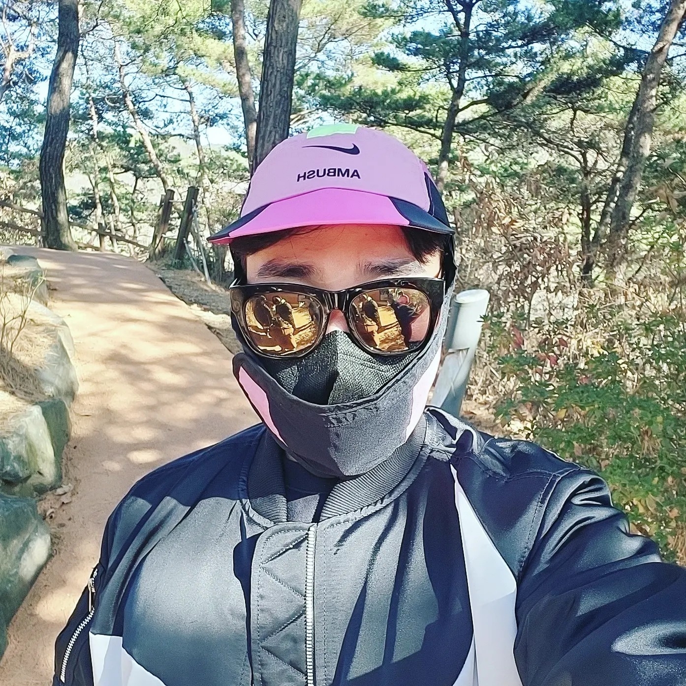 Nike x Ambush NRG AW84 Cap Magic Flamingo 착용 스타일 - 1