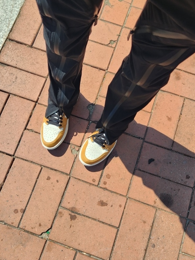 Undermycar Phan Multi Zip Nylon Mesh Pants Darkest Hour - 21SS 착용 스타일