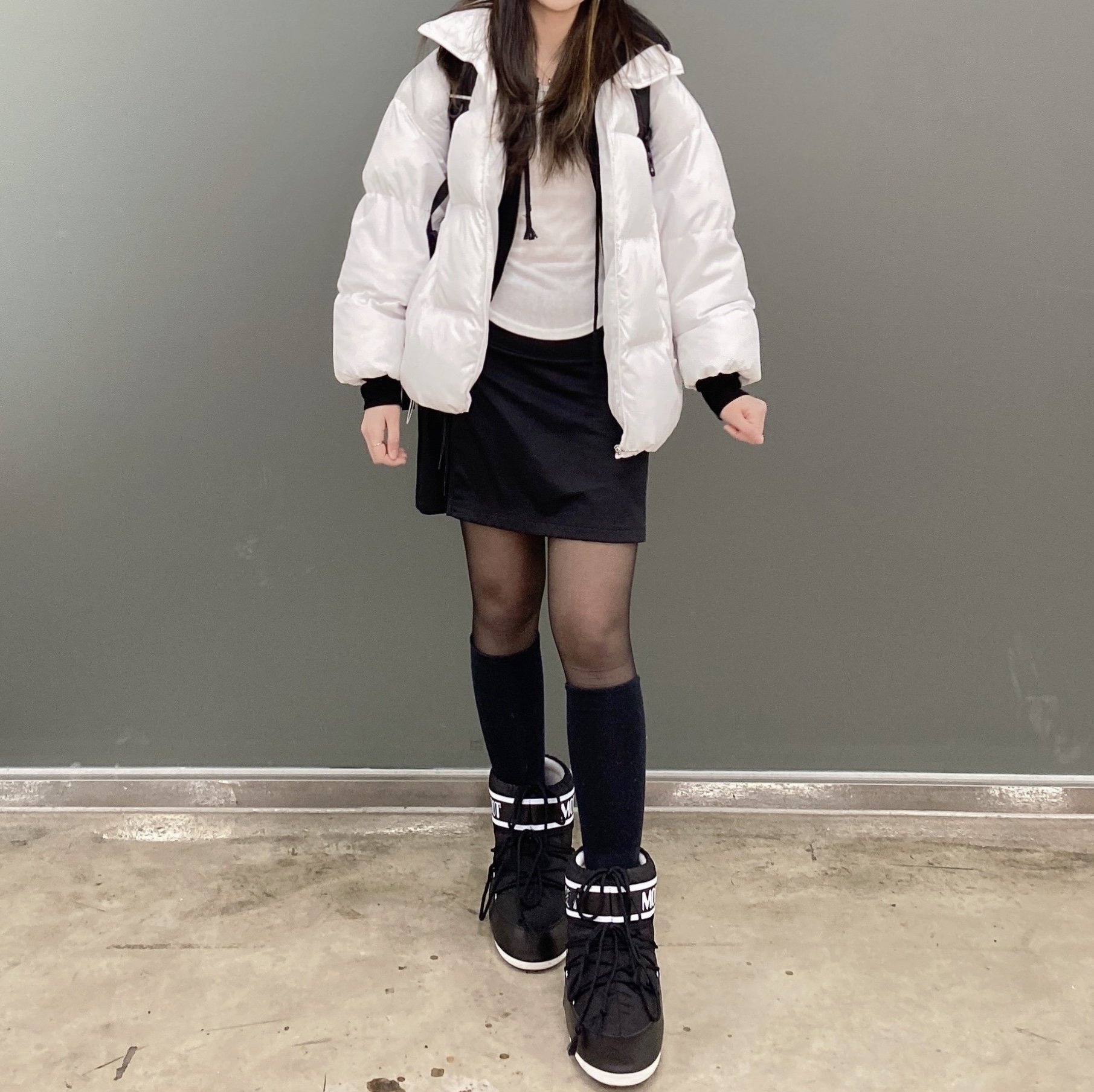(W) Moon Boot Icon Low Nylon Boots Black 착용 스타일 - 1