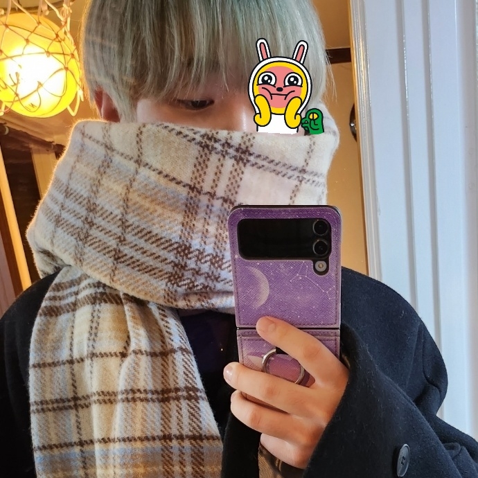 Acne Studios Checked Wool Muffler Oat Beige Brown, Undermycar Legion.02 Balmacaan Oversized Wool Coat Black 착용 스타일 - 2