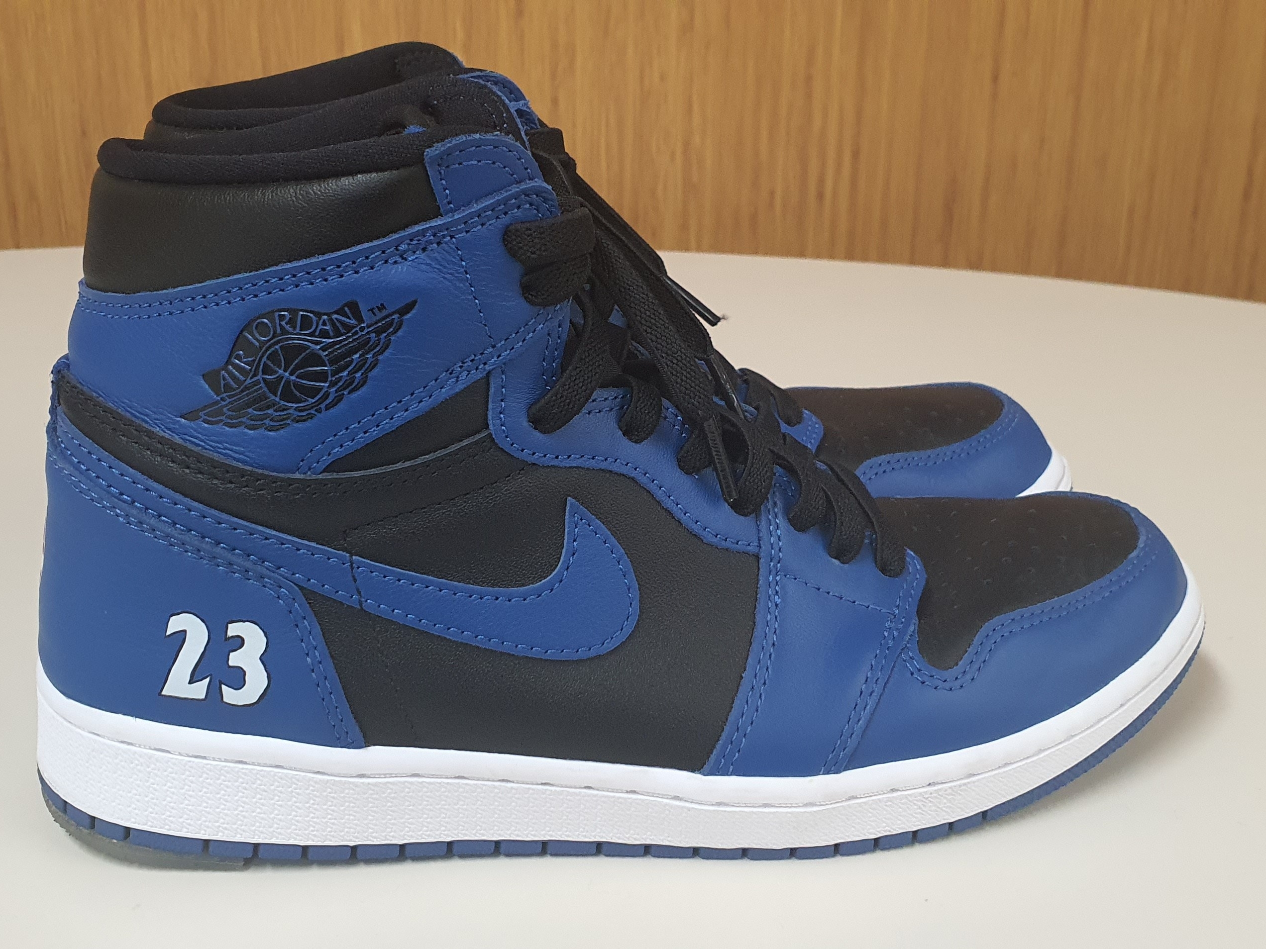 Jordan 1 Retro High OG Dark Marina Blue 착용 스타일 - 2