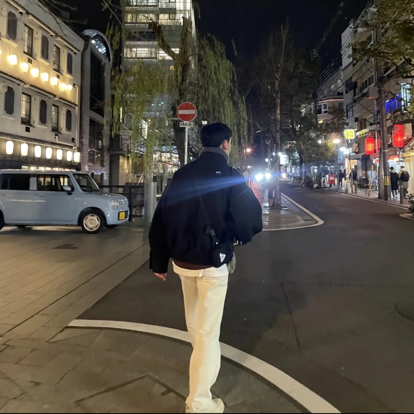 Zara x Ader Error Oversize Collar Bomber Jacket Black, Nike x Stussy Air Force 1 Low Fossil 착용 스타일