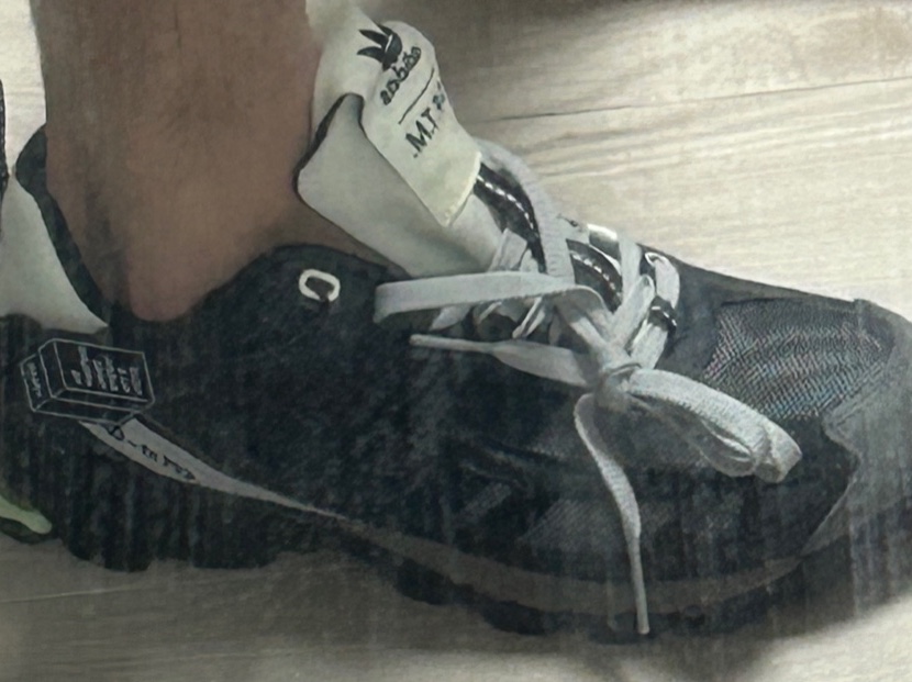 Adidas x Song for the Mute Shadowturf Core Black Night Grey 착용 스타일