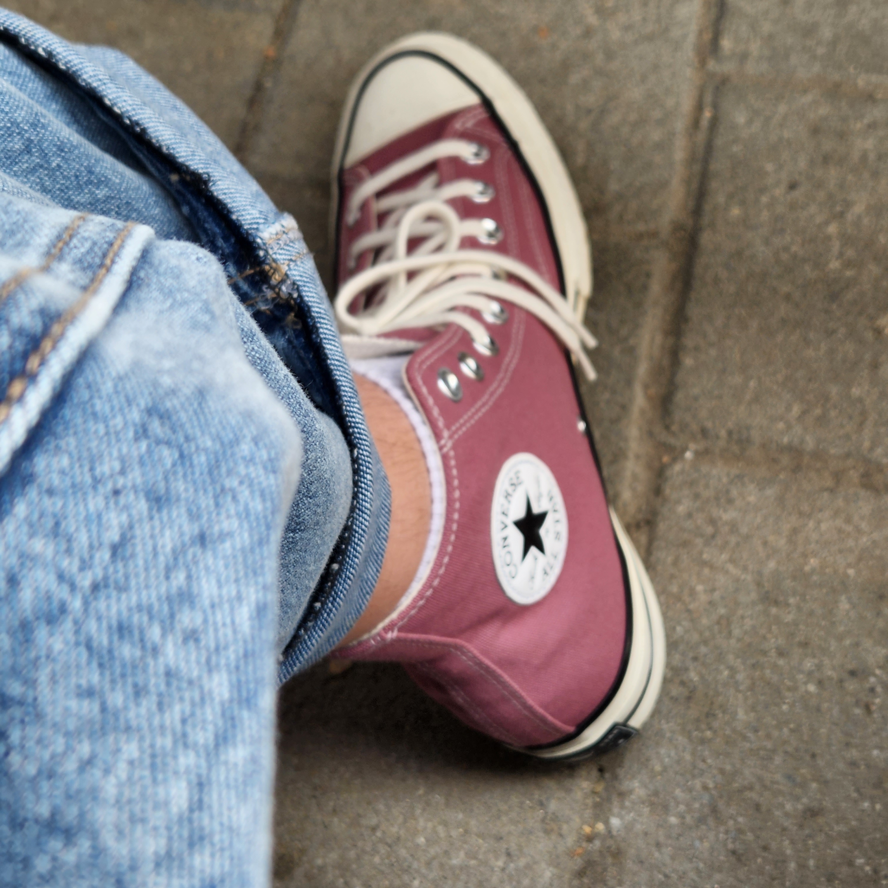 Converse Chuck 70 High Pink Aura 착용 스타일 - 1
