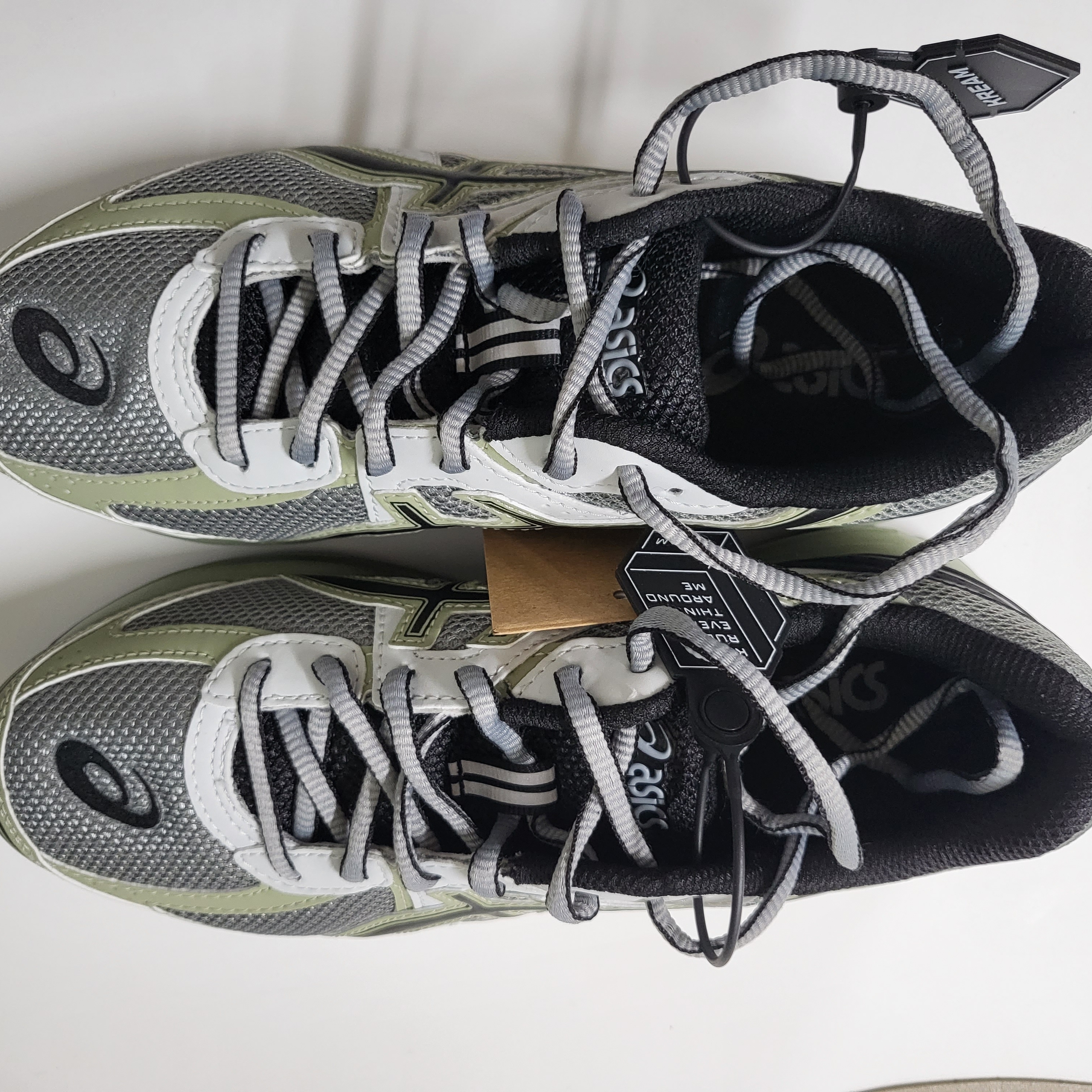 Asics Jog 100 S Sheet Rock - 2E Wide 착용 스타일