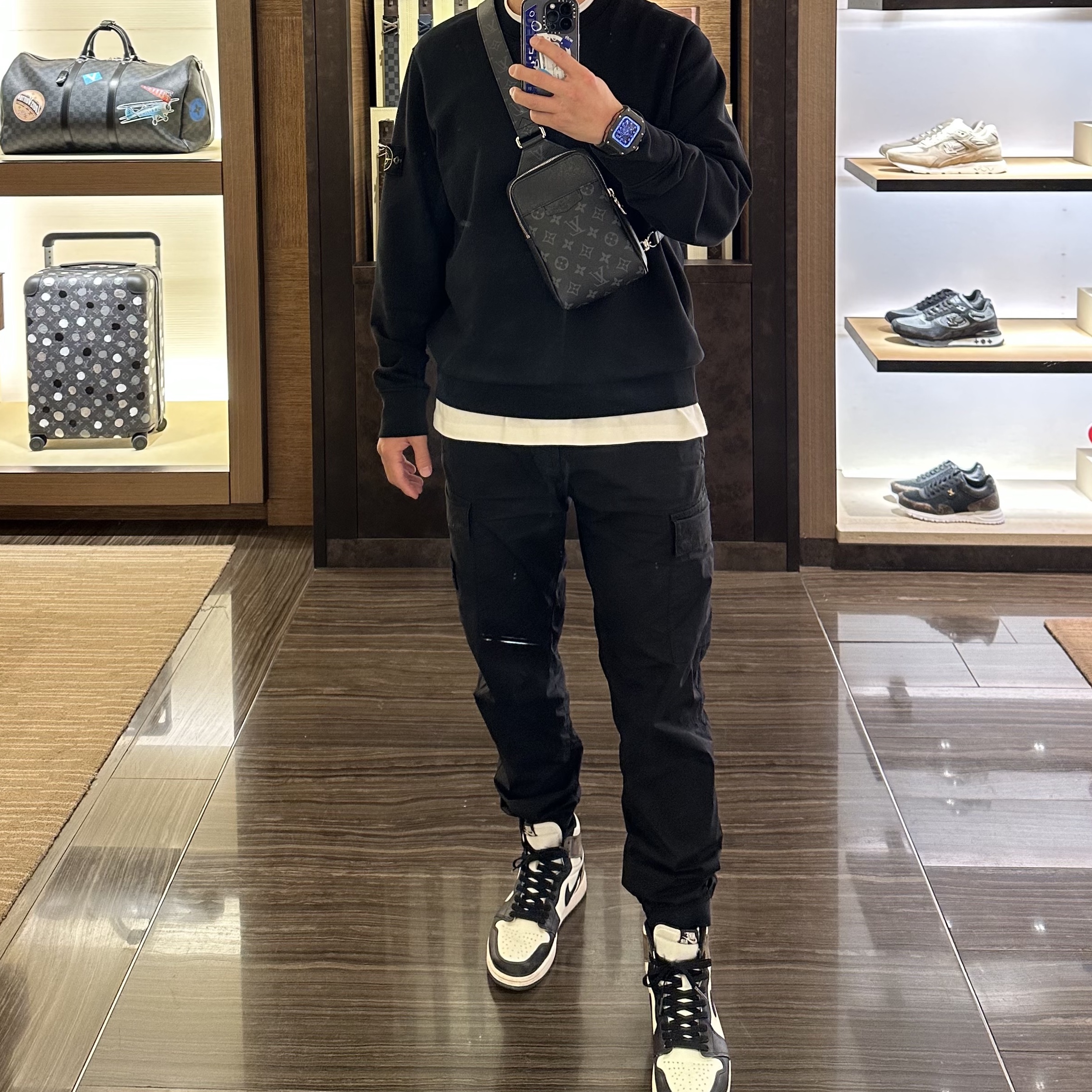 Essentials The Core Collection Hoodie Dark Oatmeal, Essentials The Core Collection Relaxed Sweatpants Dark Oatmeal 착용 스타일 - 4