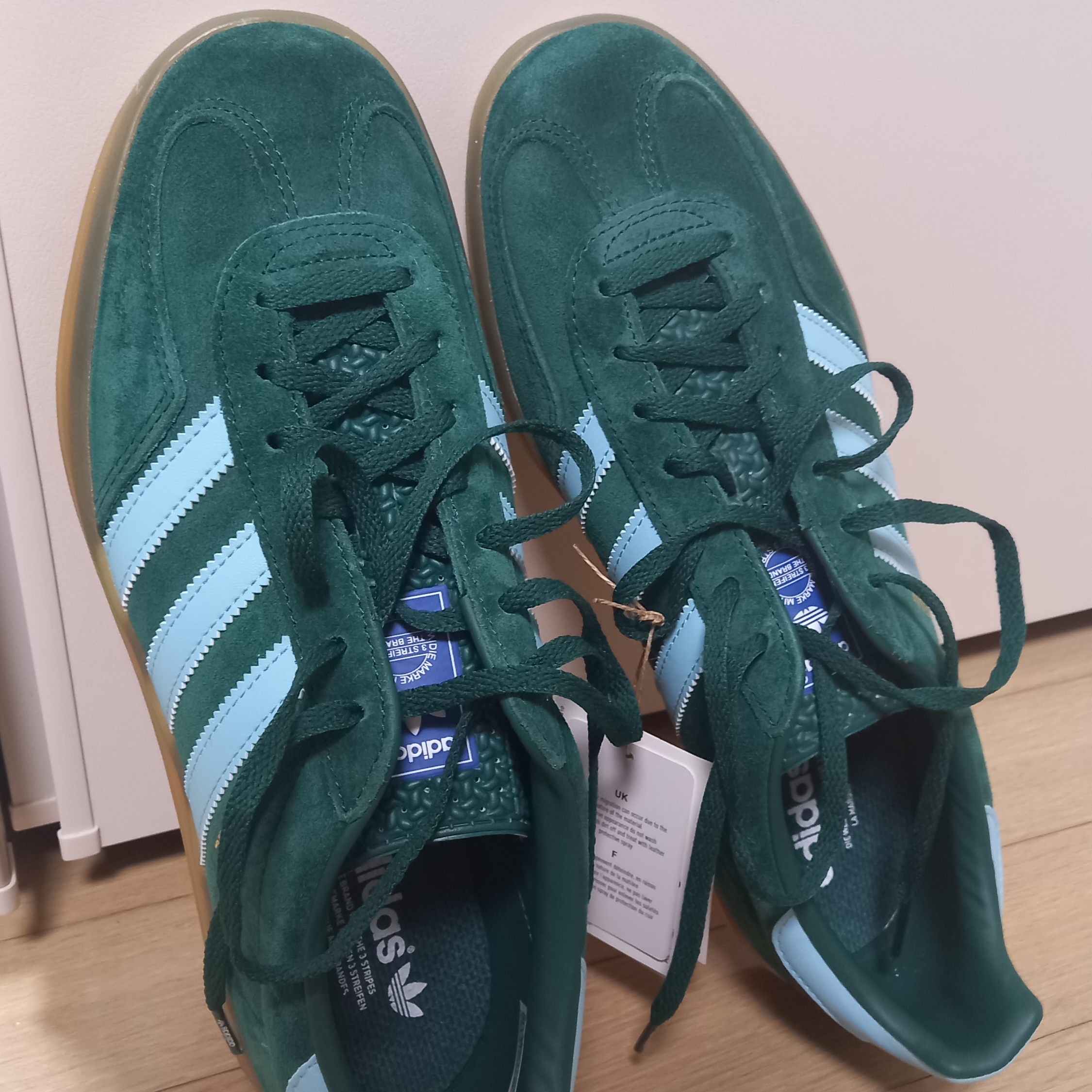 Adidas Gazelle Indoor Collegiate Green Hazy Sky 착용 스타일 - 1