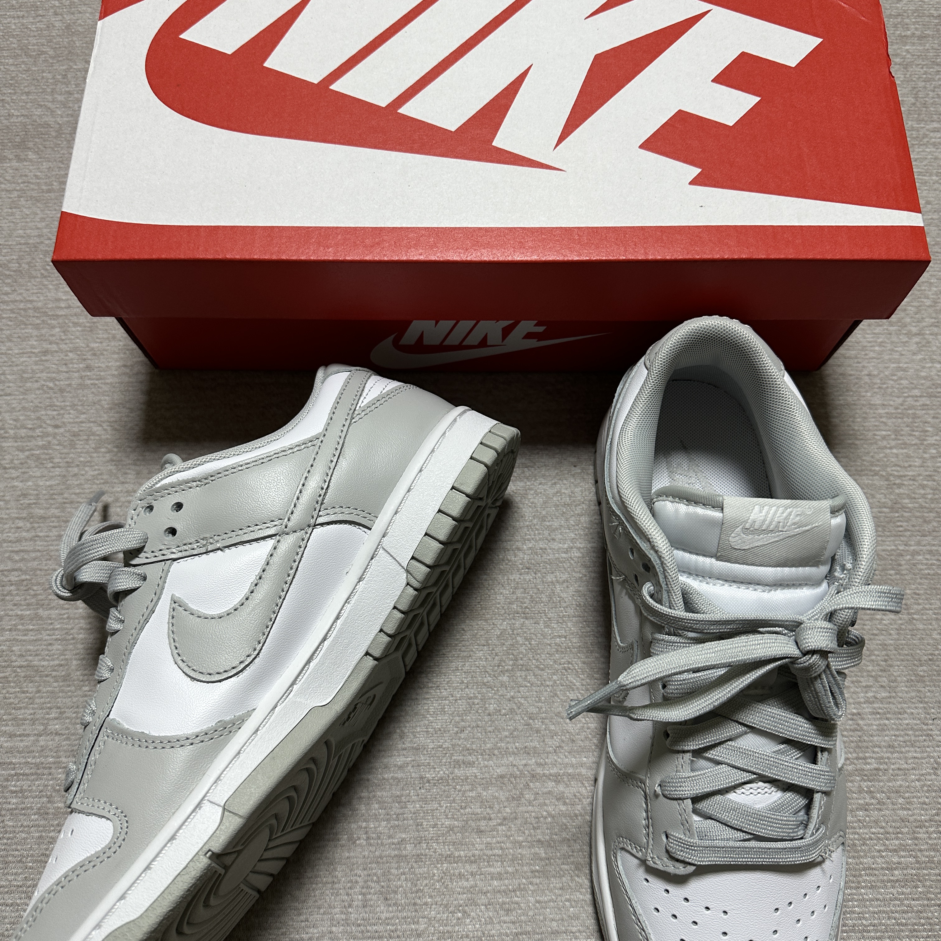 Nike Dunk Low Retro Grey Fog 착용 스타일 - 1