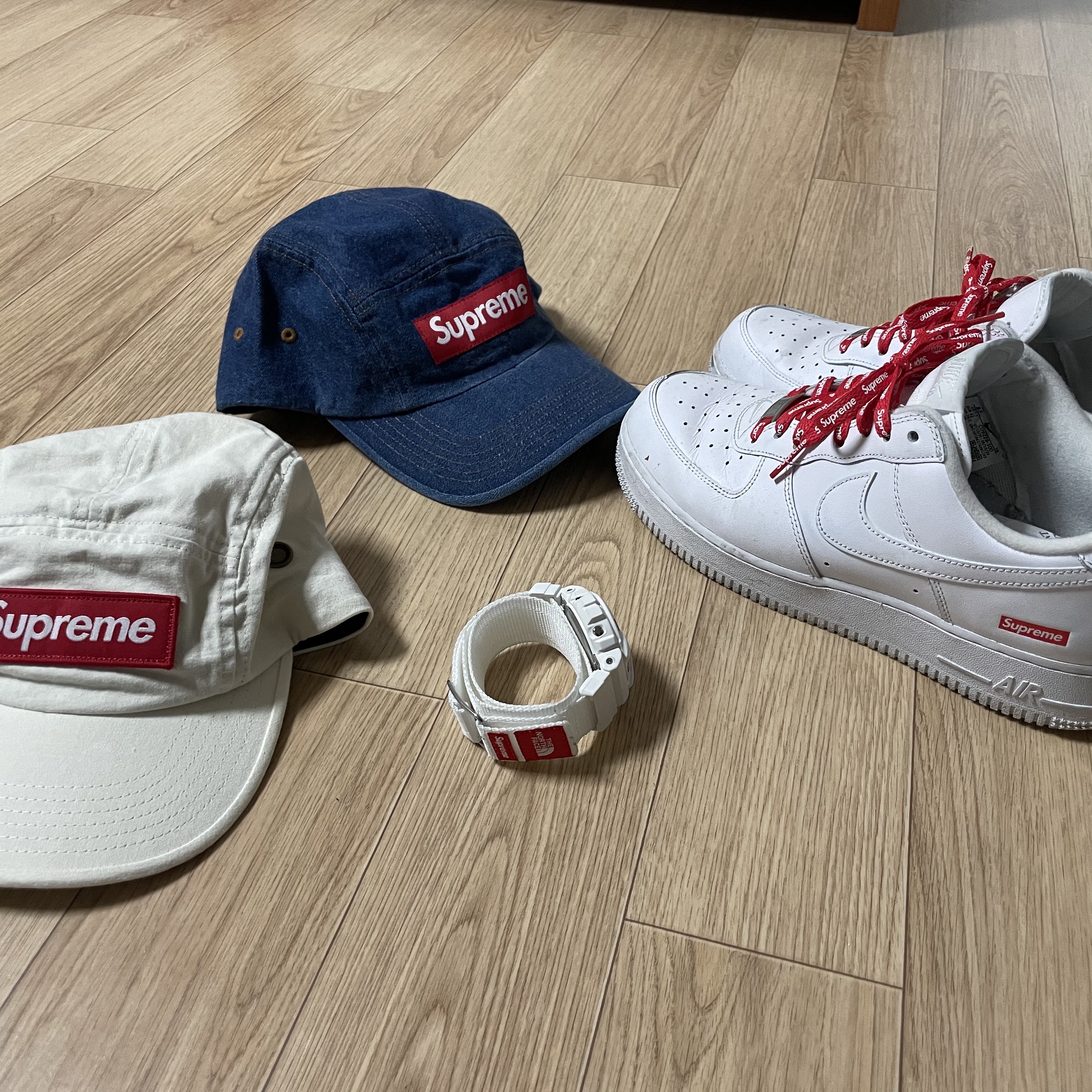 Supreme Military Camp Cap Stone - 22SS, Casio G-Shock x Supreme x The North Face DW-6900 White 착용 스타일