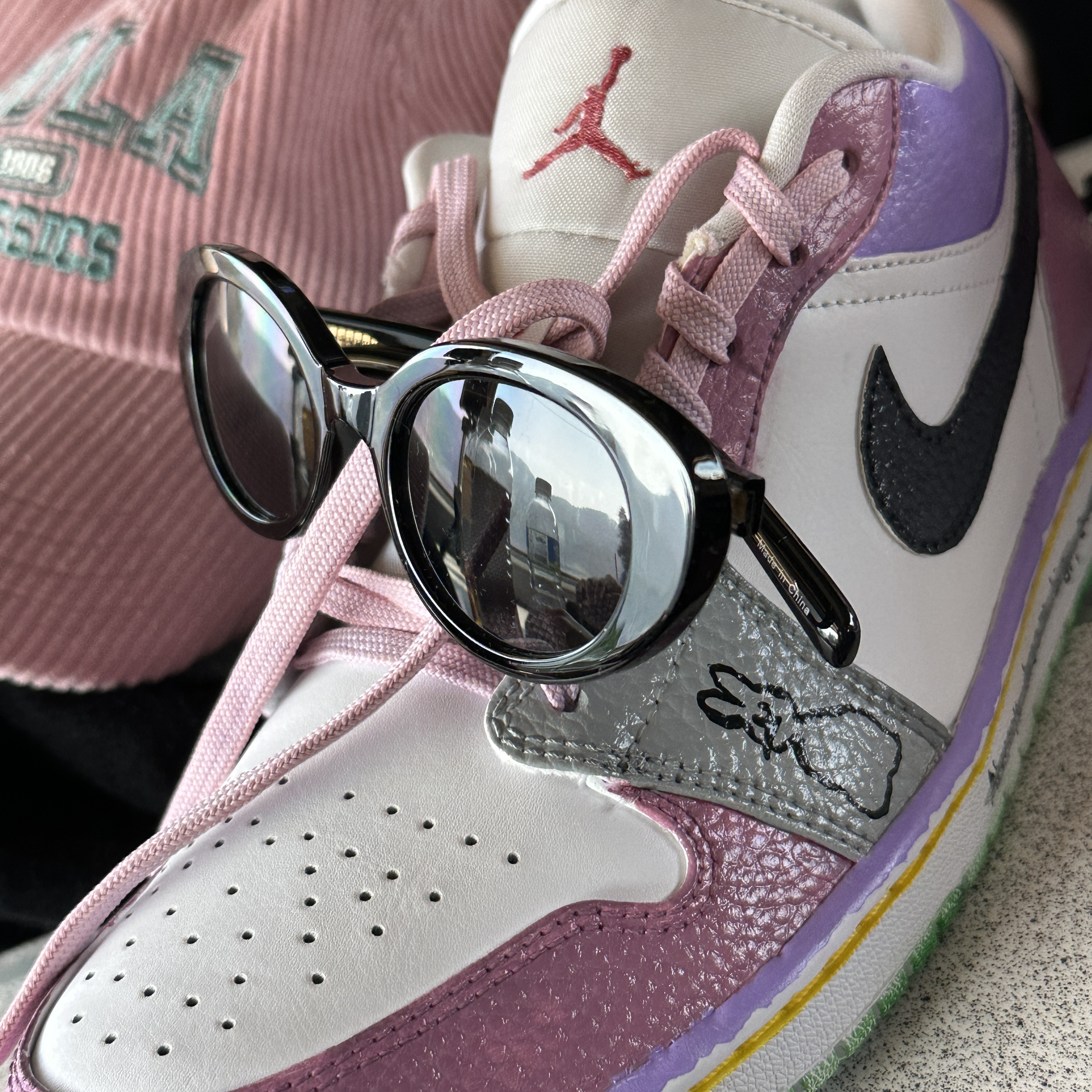 Jordan 1 Low Triple White Tumbled Leather 2020 착용 스타일 - 2