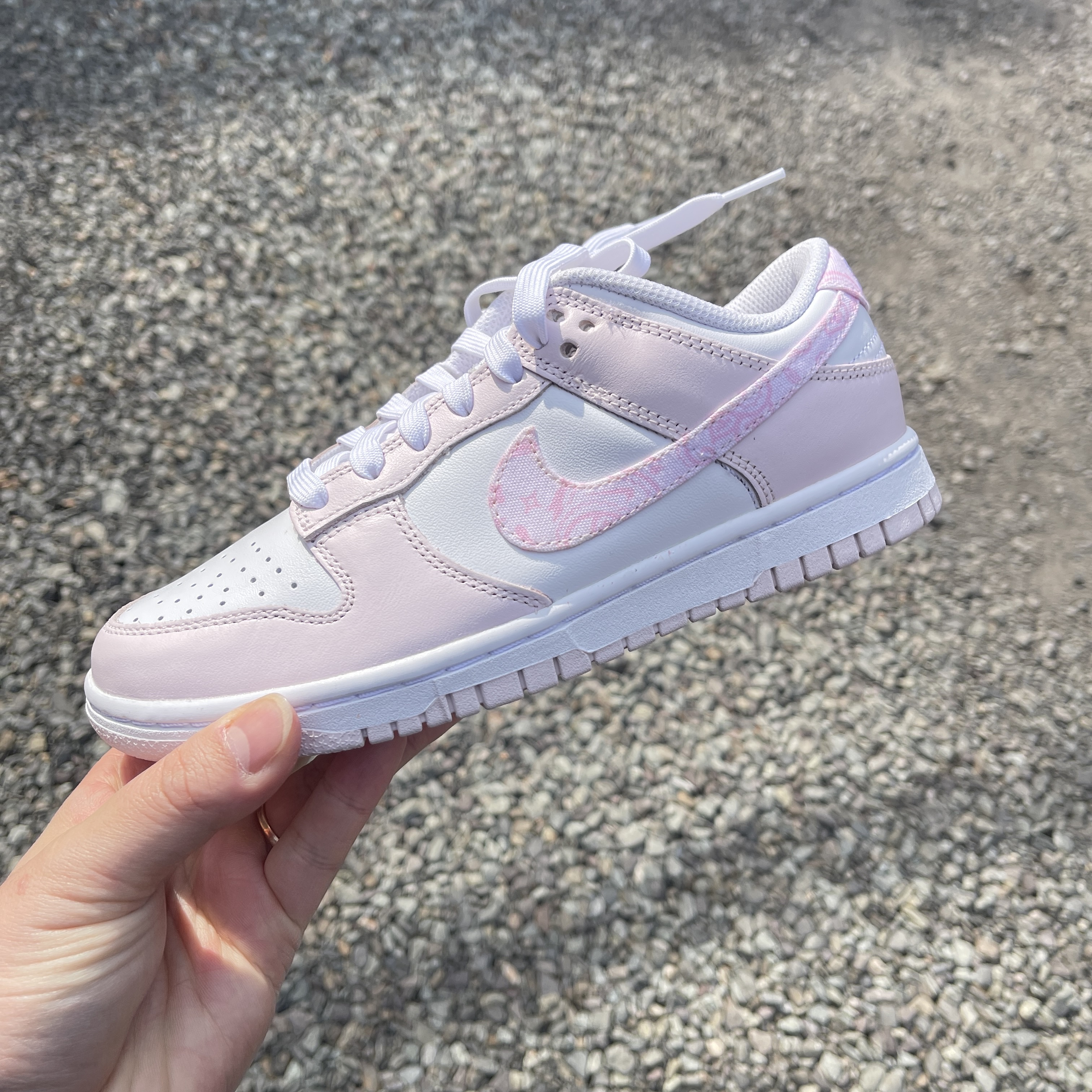 (W) Nike Dunk Low Pearl Pink 착용 스타일 - 3