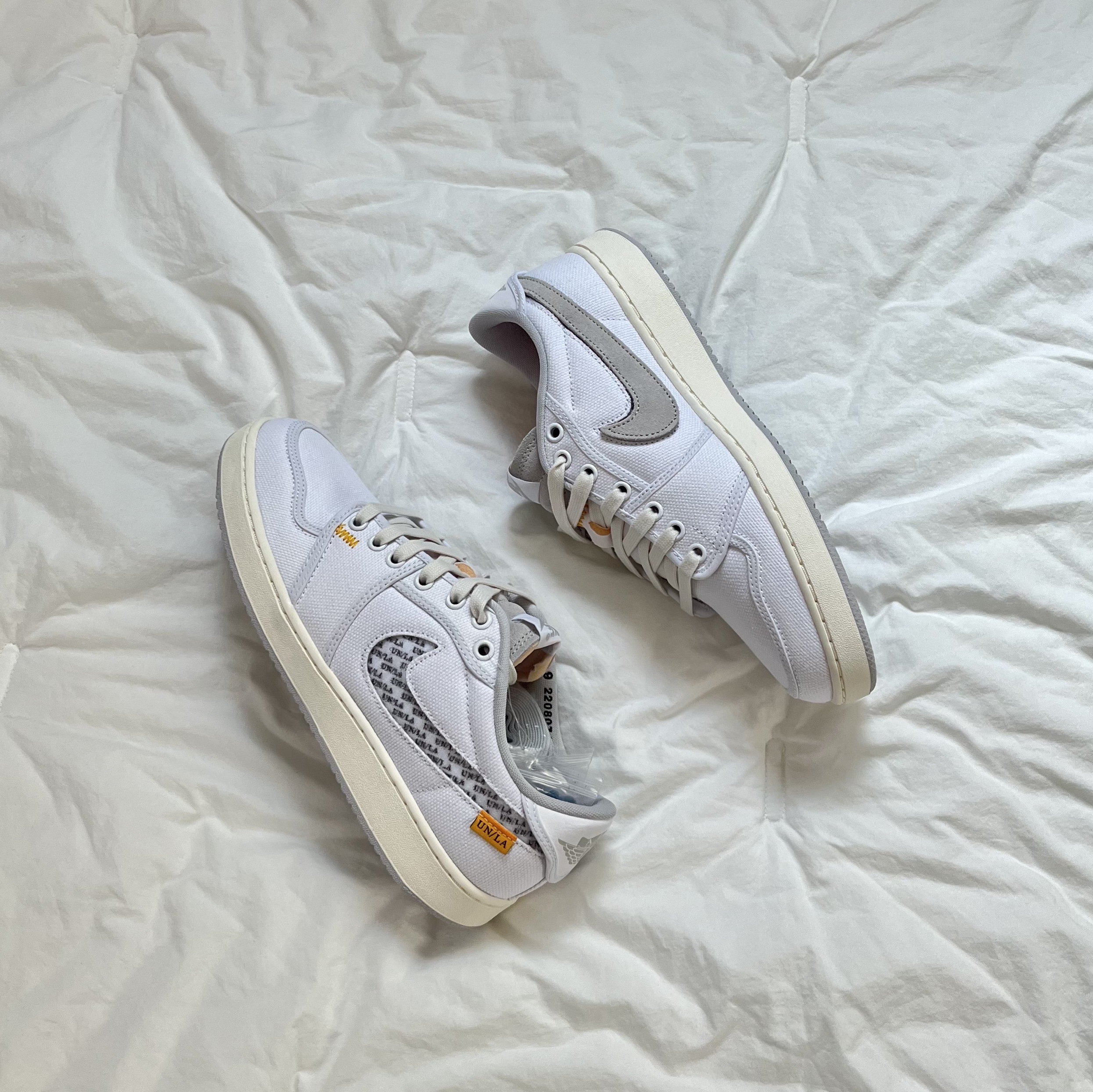 Jordan 1 x Union KO Low White, Jordan 1 x Dior Low OG 착용 스타일
