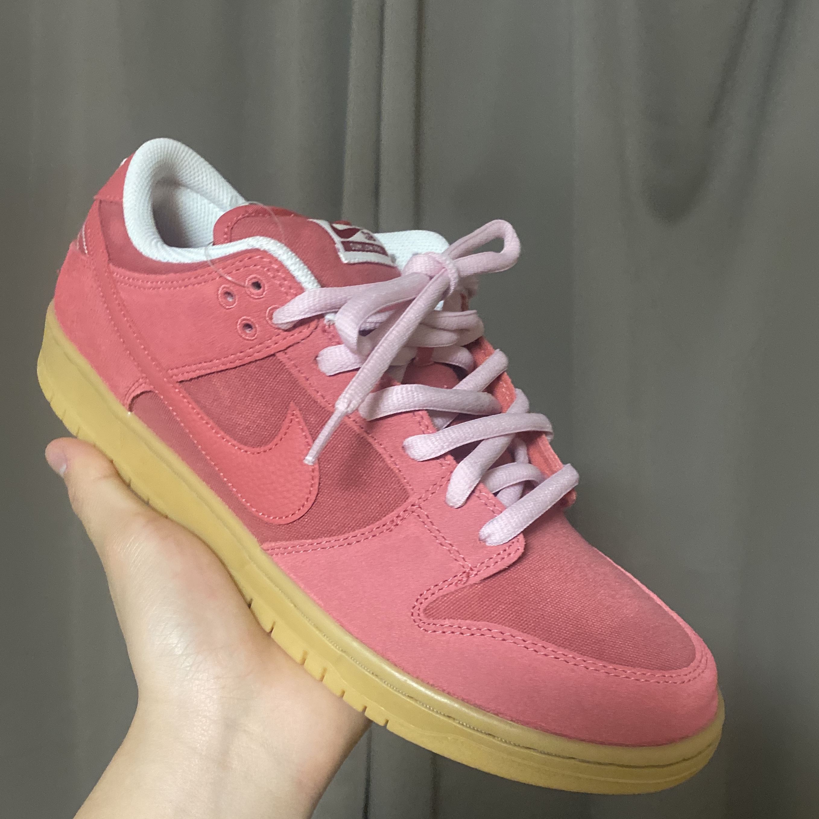 Nike SB Dunk Low Adobe 착용 스타일