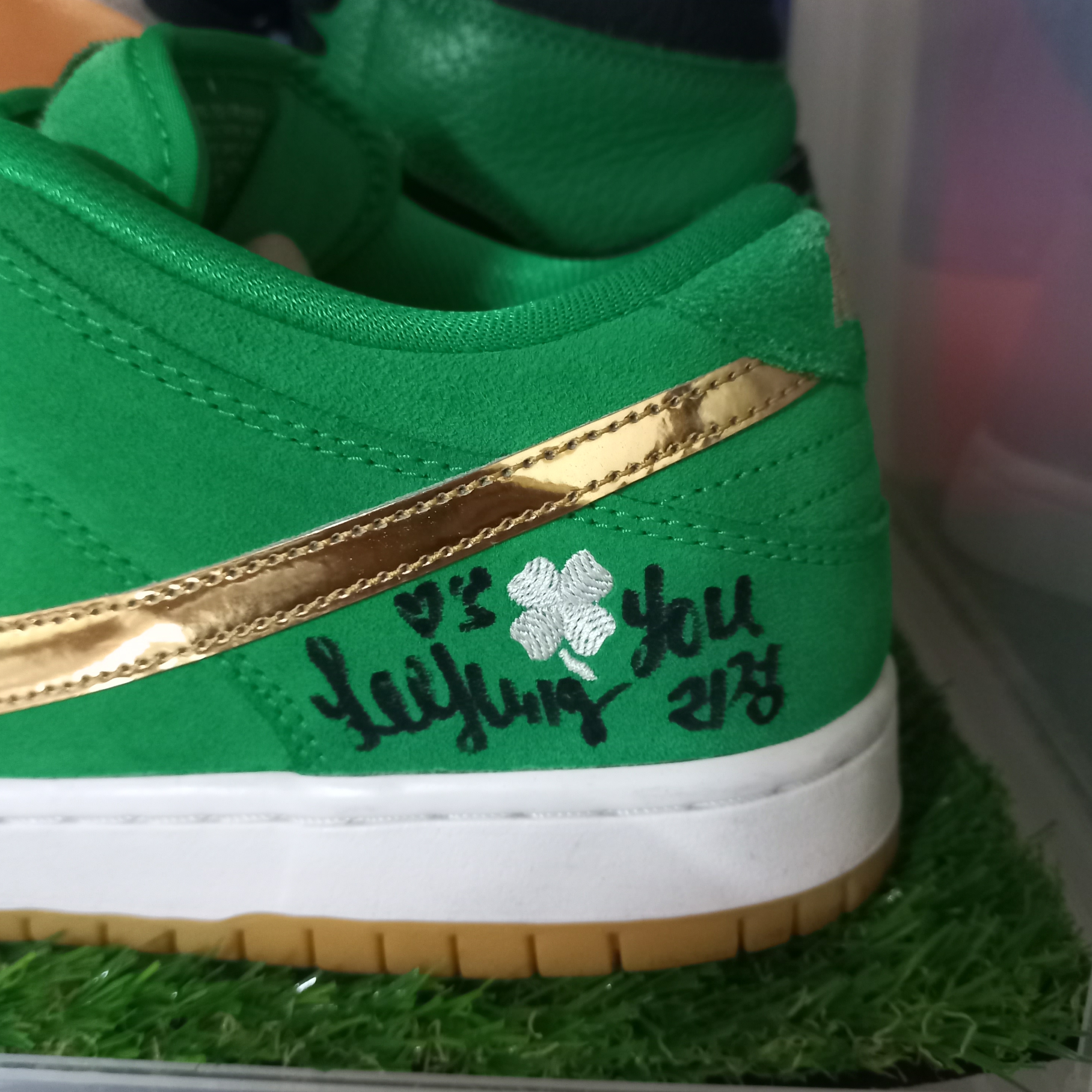 Nike SB Dunk Low Pro Shamrock 착용 스타일 - 2