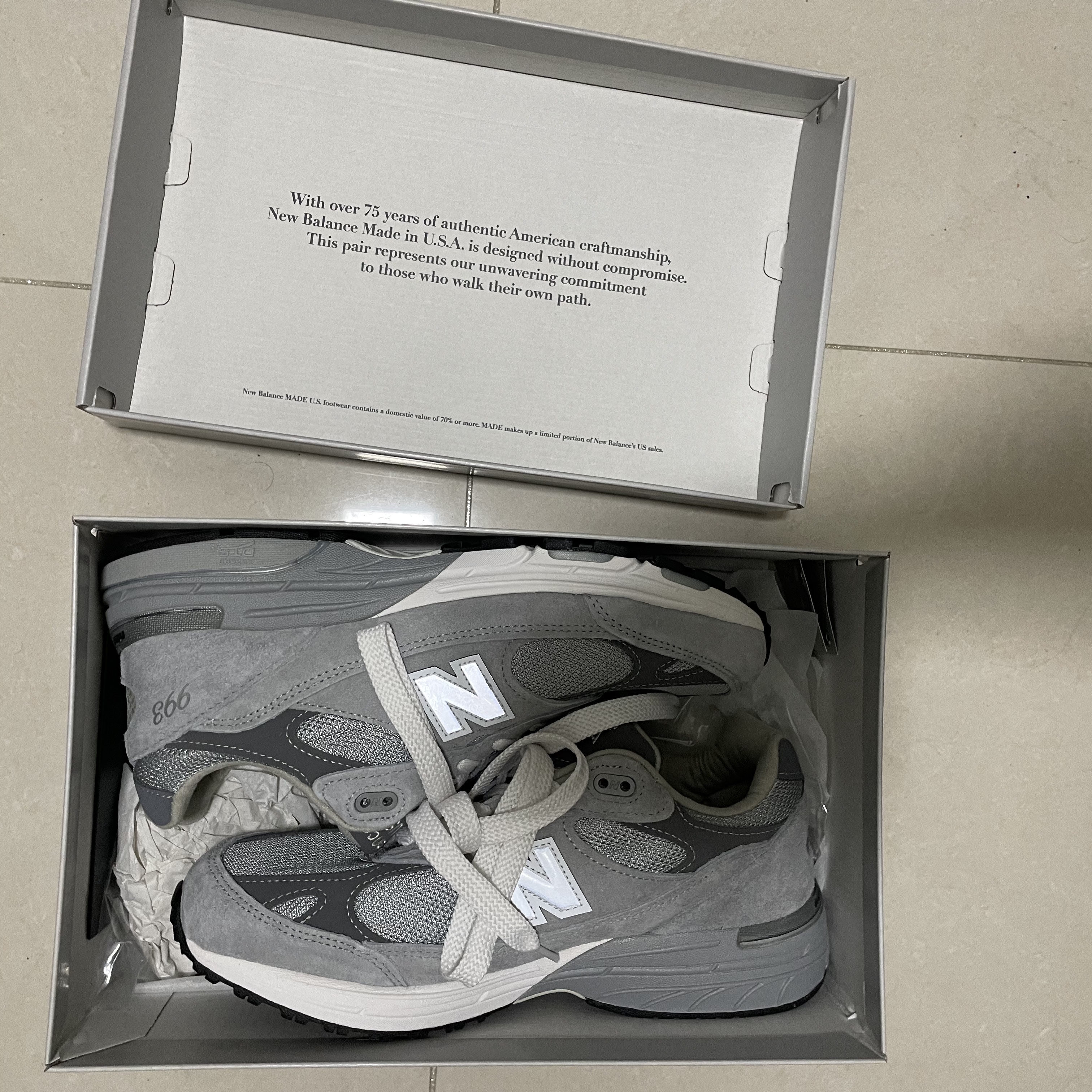 New Balance 993 Made in USA Grey - D Standard 착용 스타일