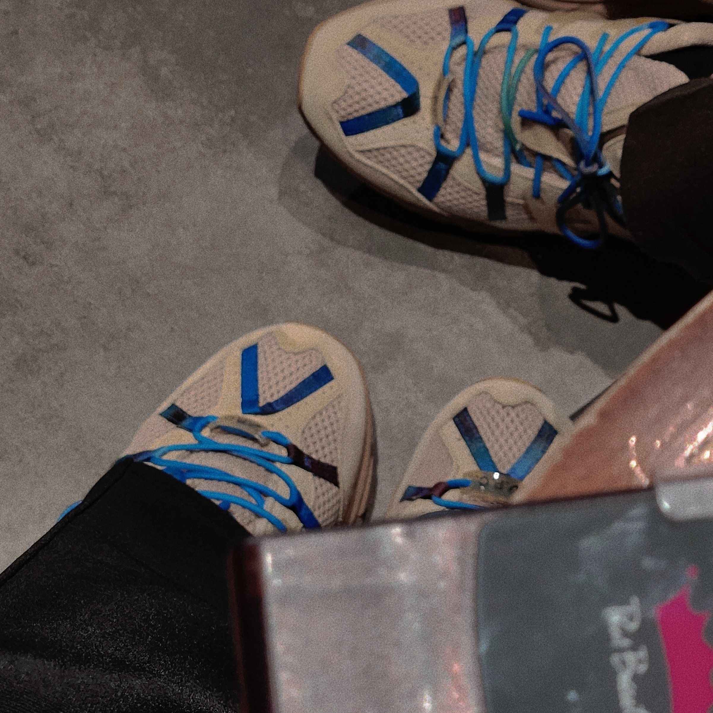 Asics x A.P.C. Gel-Sonoma 15-50 Beige 착용 스타일