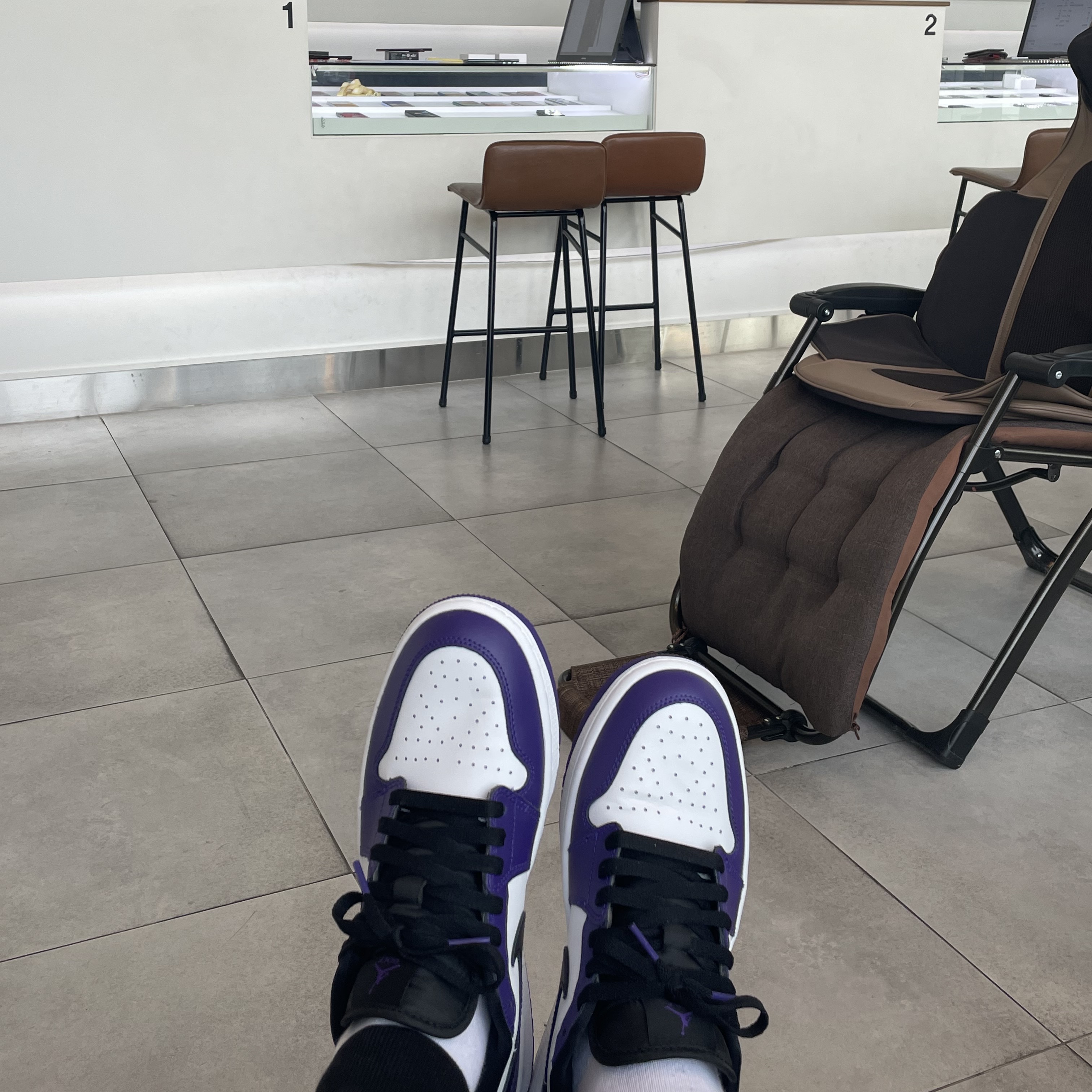 Jordan 1 Low Golf Court Purple 착용 스타일