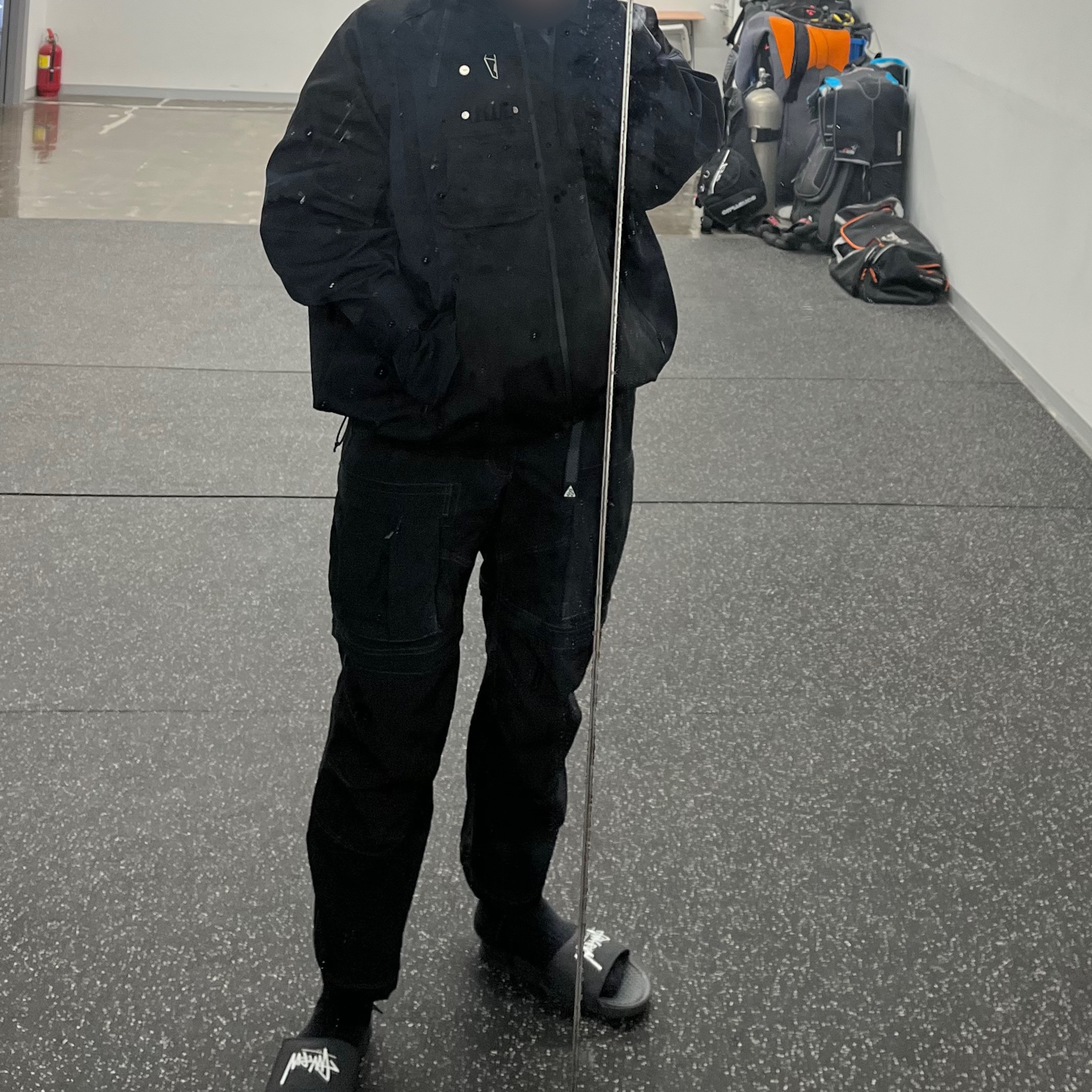 Undermycar Kame Multi Zip Turtle Shell Parka After Midnight - 22FW, Nike x Stussy Benassi Slide Off Noir 착용 스타일