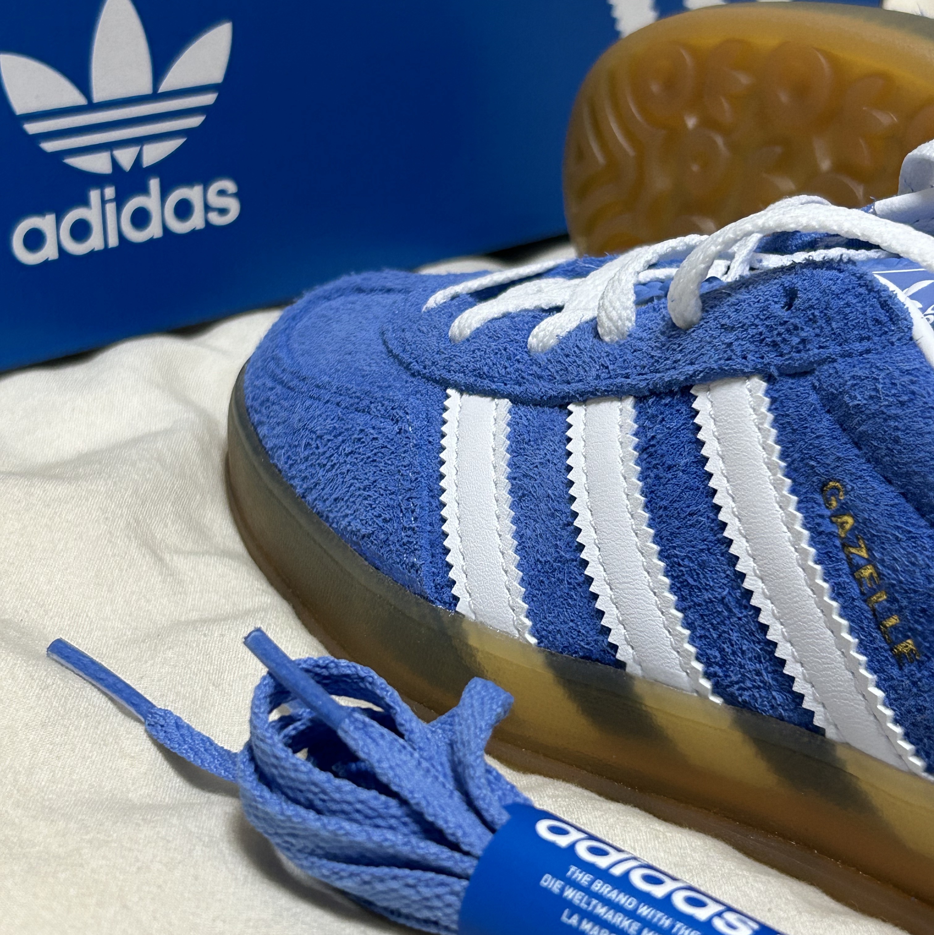 (W) Adidas Gazelle Indoor Blue Fusion Cloud White 착용 스타일 - 3