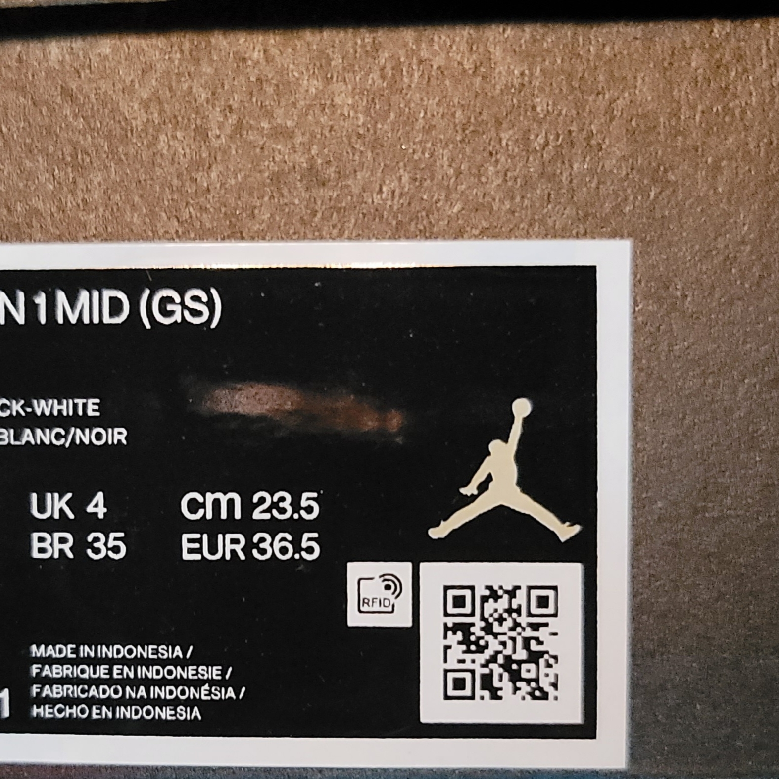 (GS) Jordan 1 Mid Barely Grape White 착용 스타일 - 4