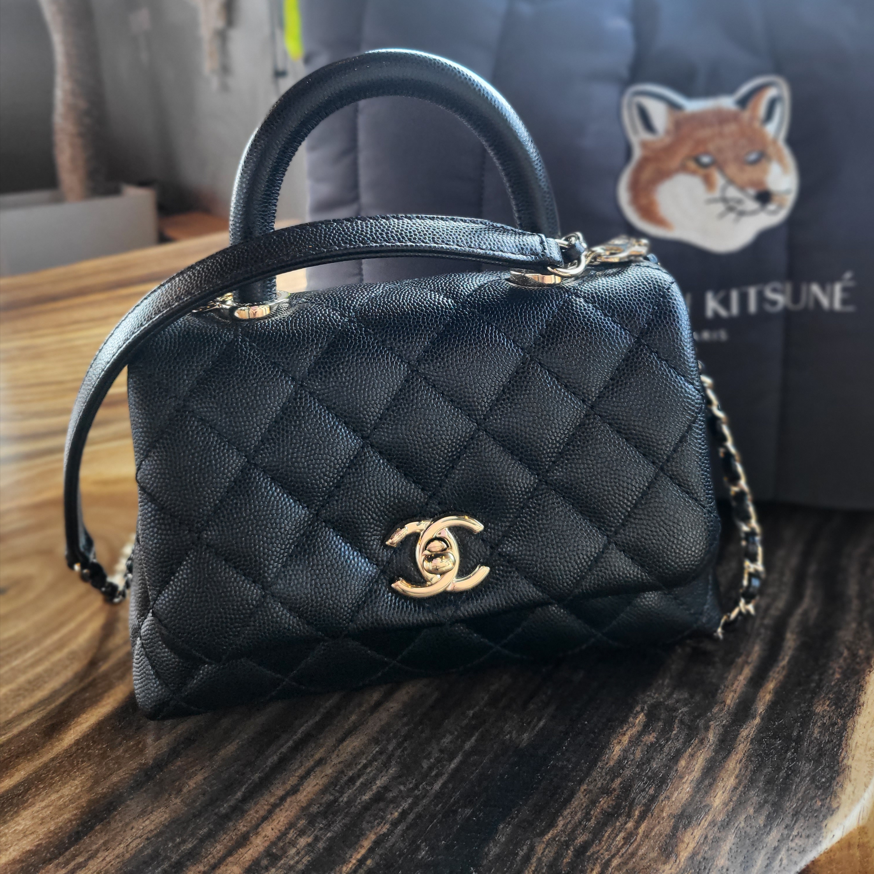 Chanel Mini Flap Bag with Top Handle Grained Calfskin & Gold Black, Maison Kitsune x Laneige Padded Bag Navy 착용 스타일
