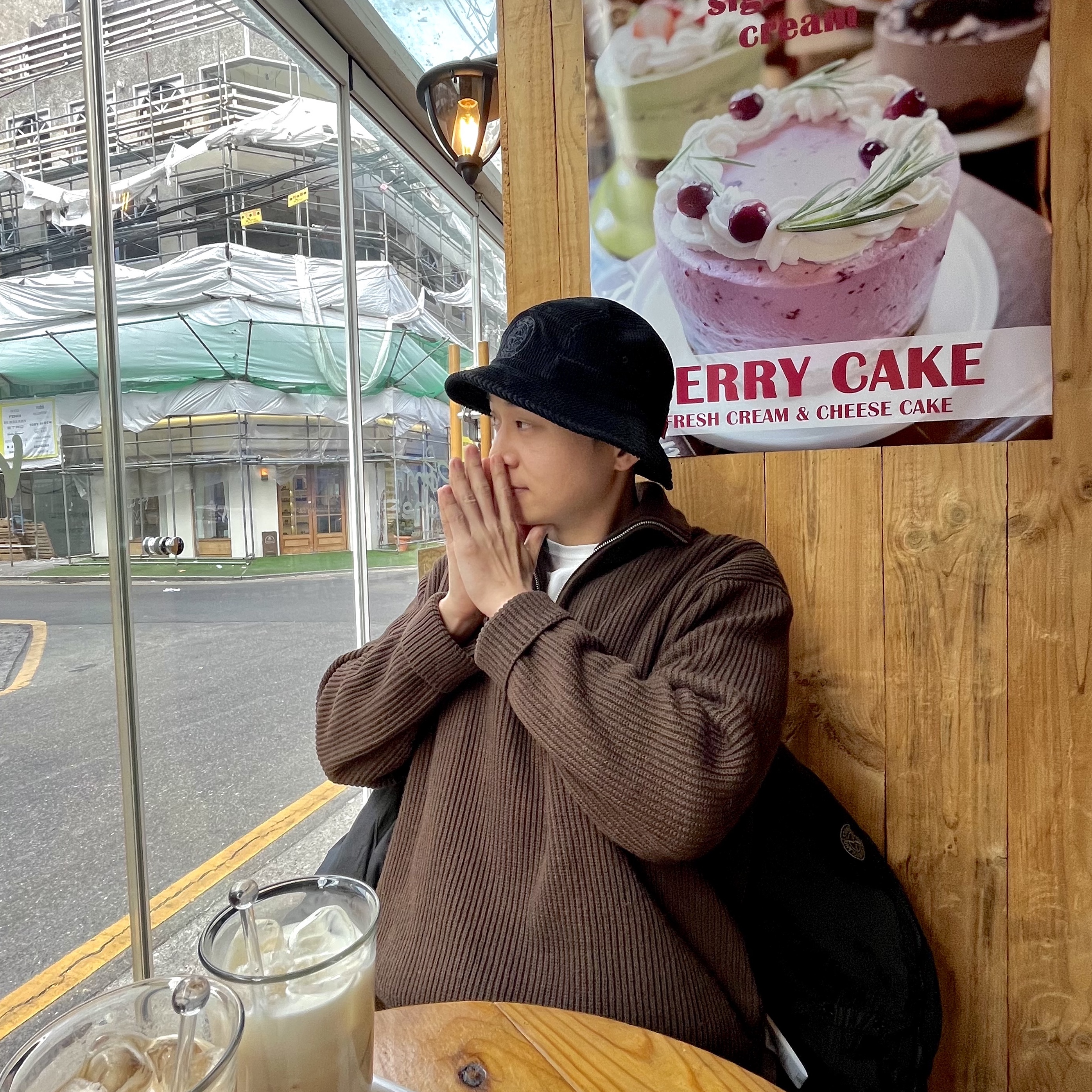 Supreme x Stone Island Corduroy Crusher Black - 20FW 착용 스타일