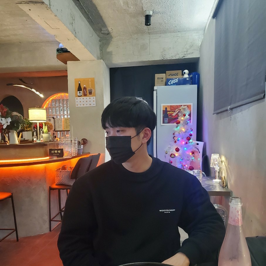 Wooyoungmi Square Label Sweatshirt Black - 22FW 착용 스타일