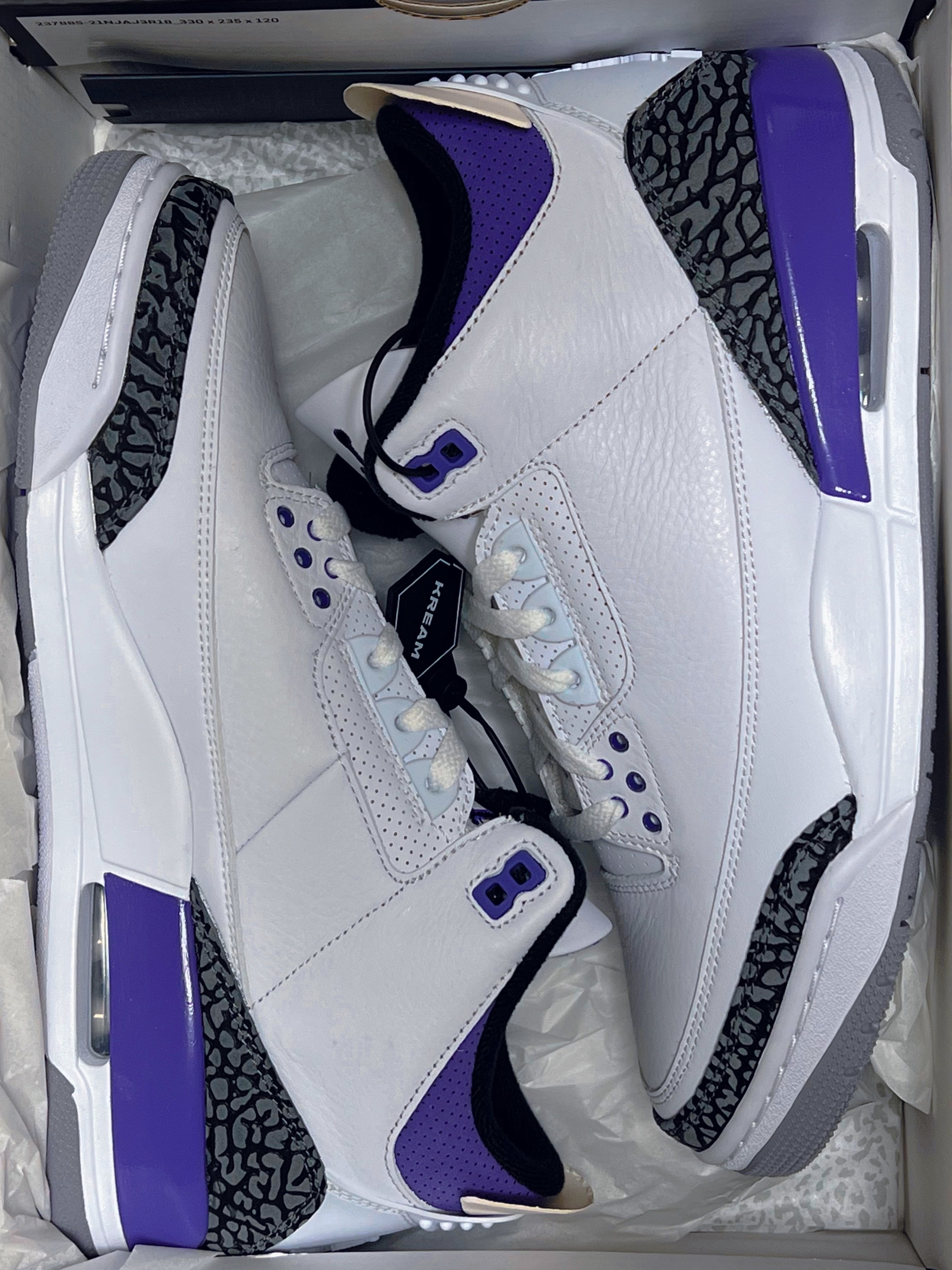 Jordan 3 Retro Dark Iris 착용 스타일 - 3