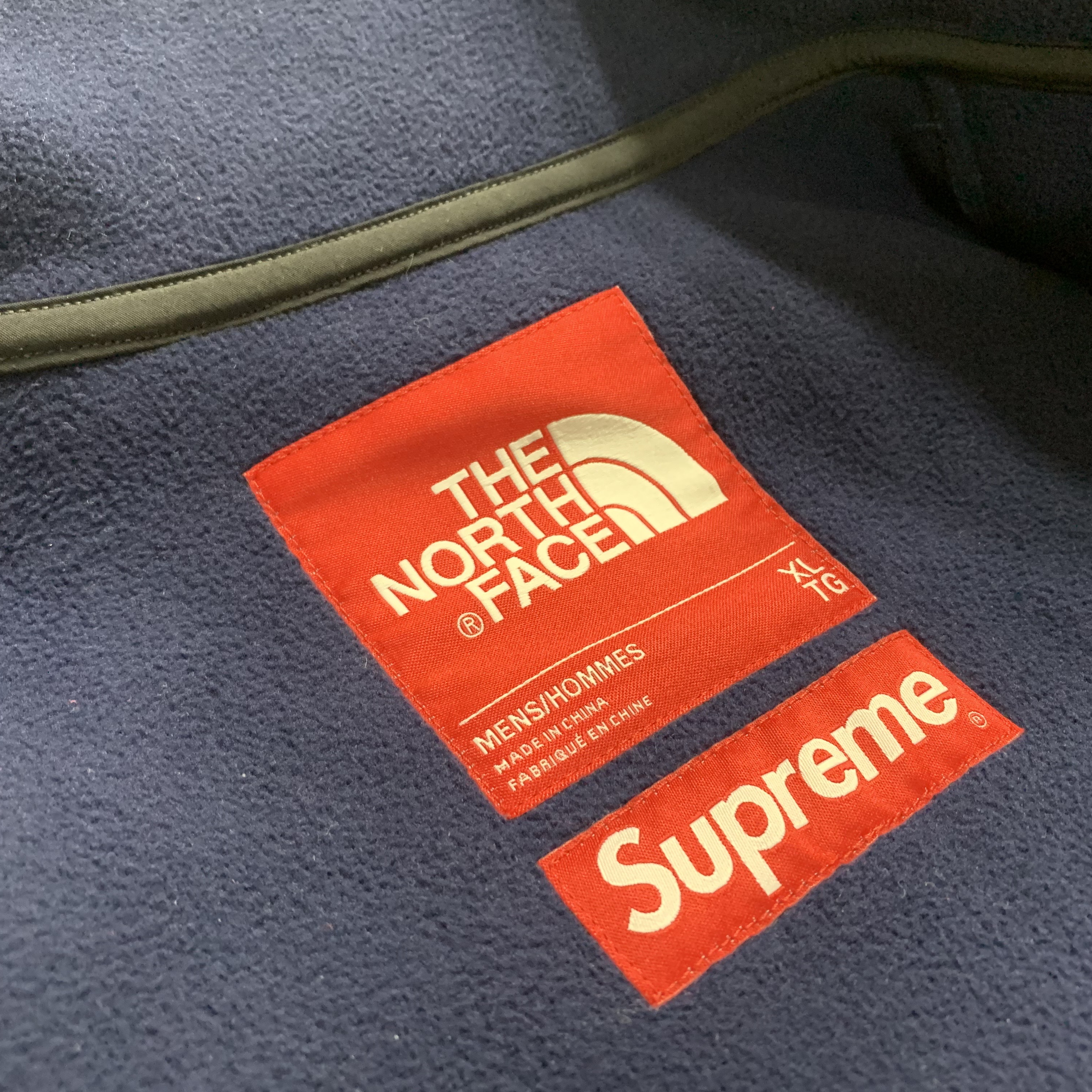 Supreme x The North Face Bleached Denim Print Fleece Jacket Indigo - 21FW 착용 스타일 - 3