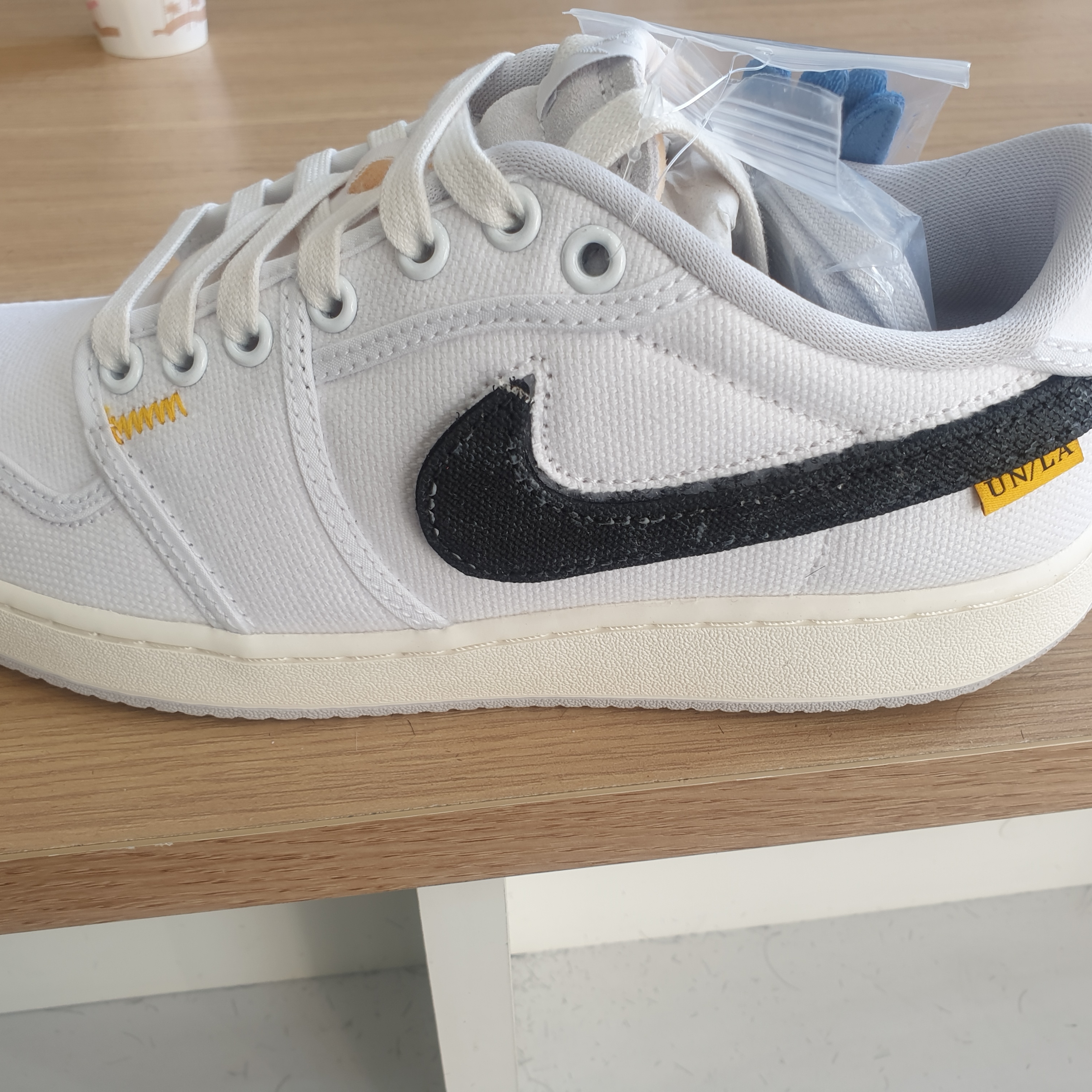 Jordan 1 x Union KO Low White, Nike x Gnarhunters SB Dunk Low Pro QS Black 착용 스타일 - 2