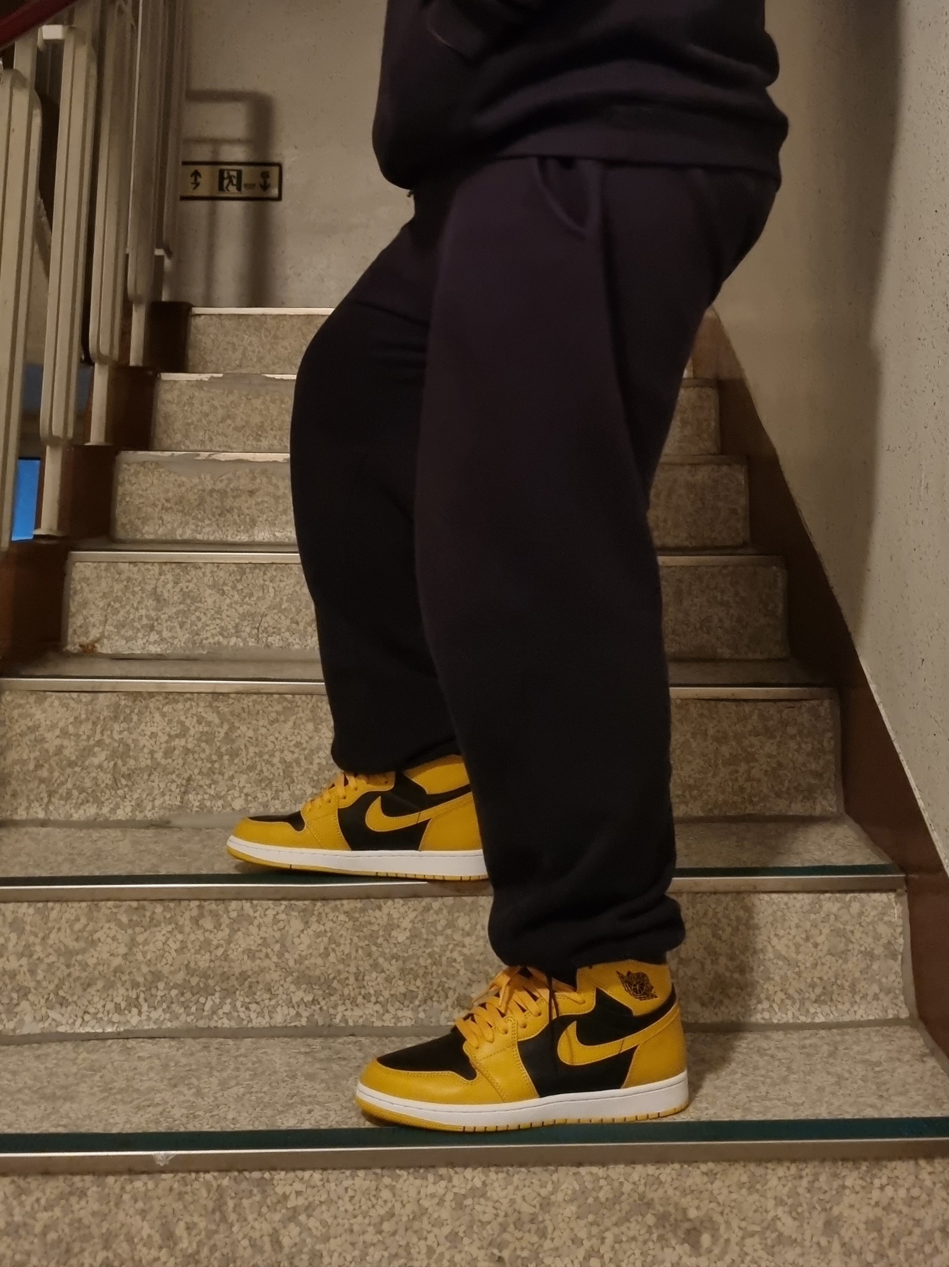 Jordan 1 Retro High OG Pollen 착용 스타일 - 2