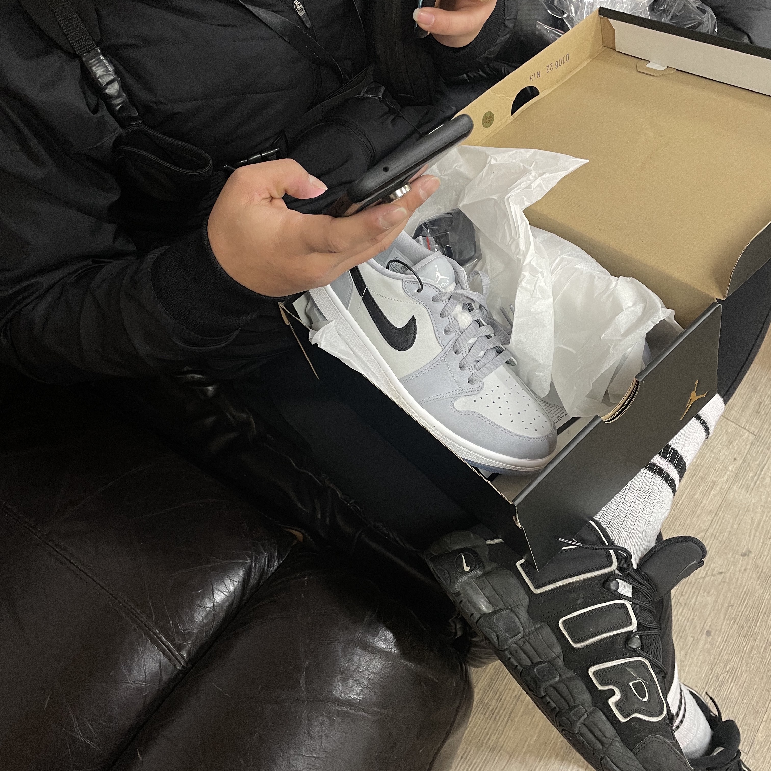 Jordan 1 Low Golf Wolf Grey 착용 스타일