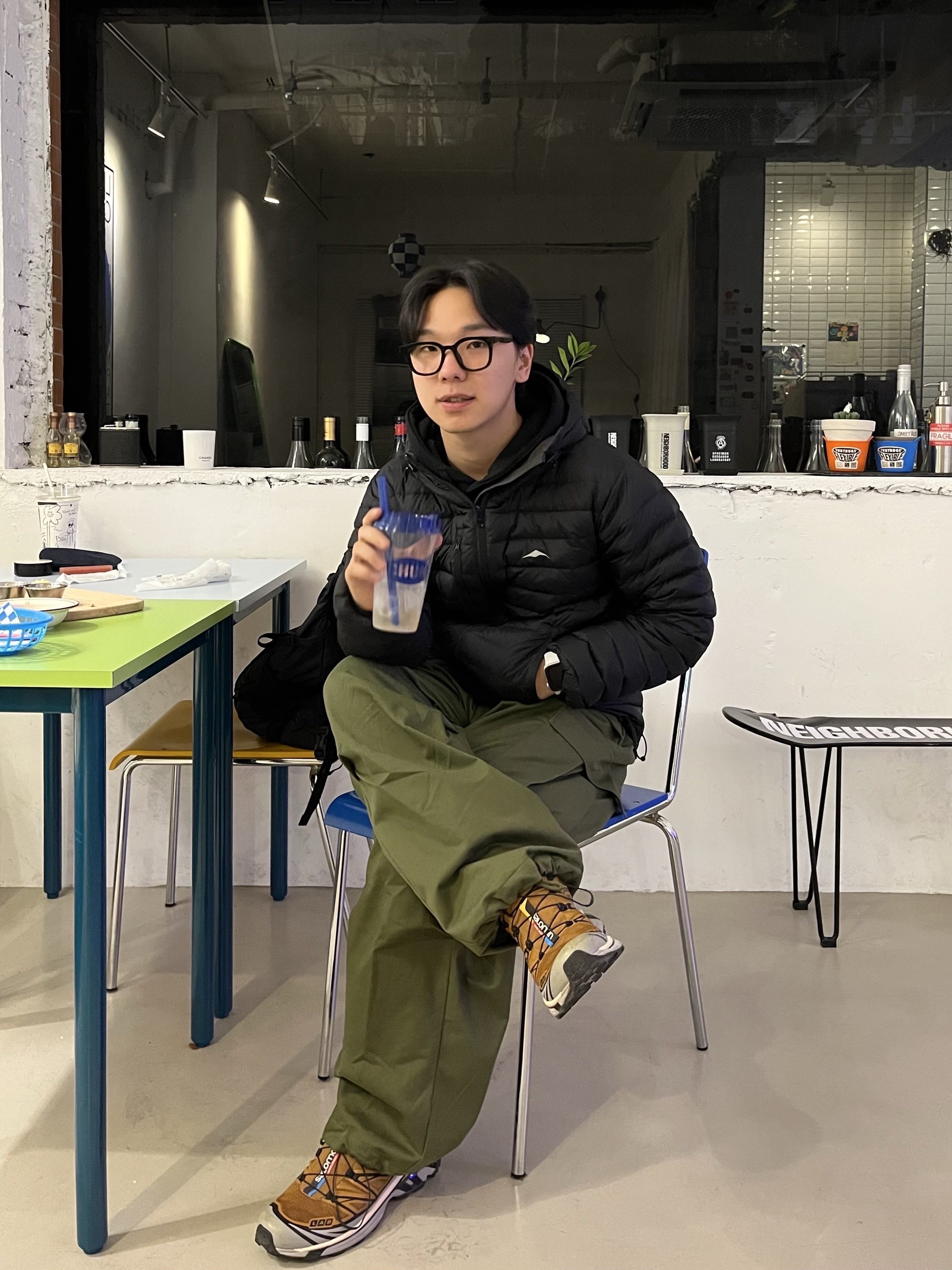 Salomon x And Wander XT-6 Golden Oak 착용 스타일 - 1