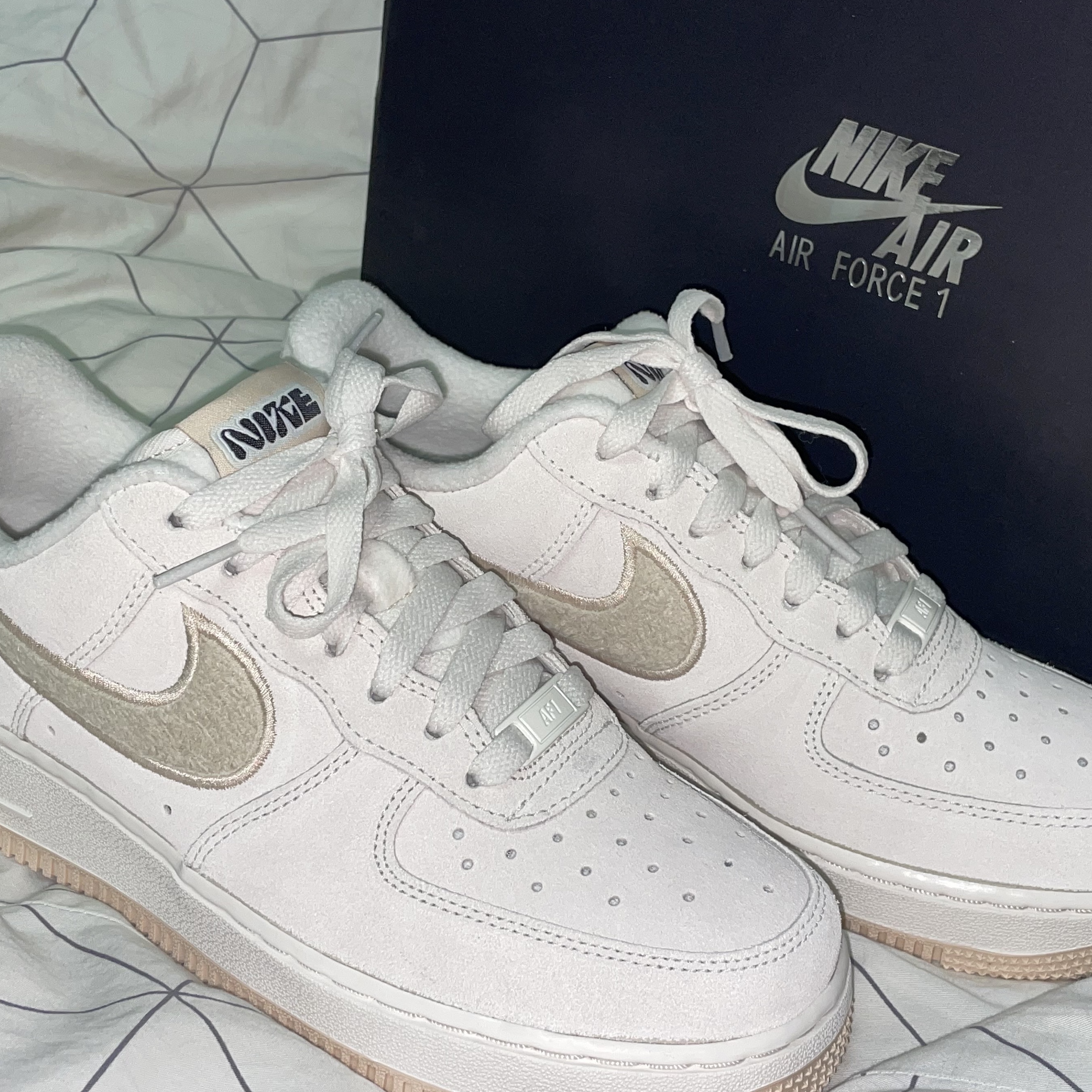 (W) Nike Air Force 1 '07 SE Phantom Sanddrift 착용 스타일