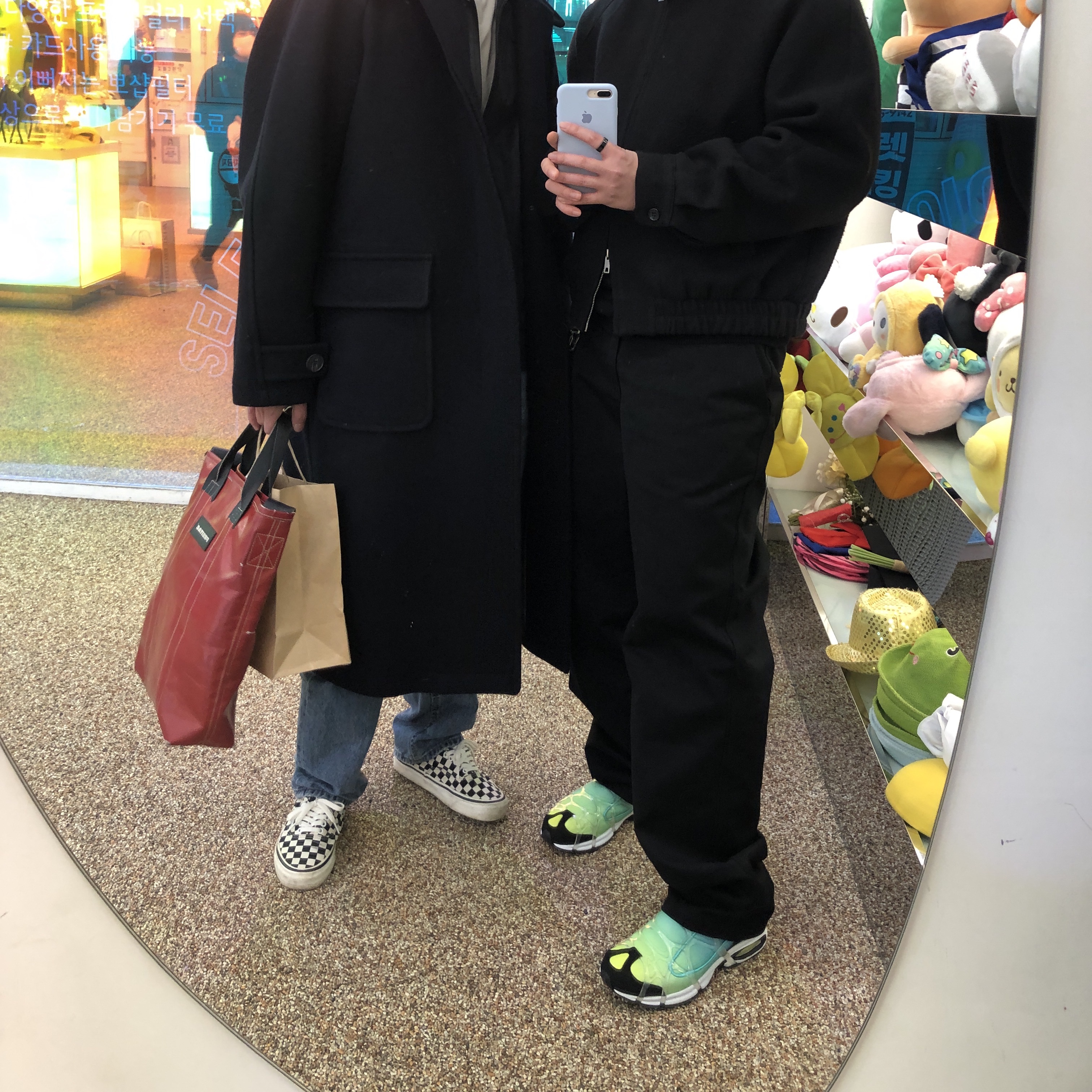 Nike Air Kukini SE Lemon Venom and Aurora 착용 스타일