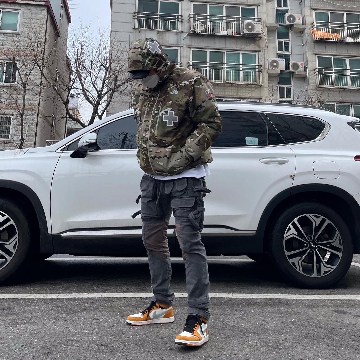 Supreme x The North Face Summit Series Rescue Mountain Pro Jacket Multi Camo - 22SS, Jordan 1 Element Gore-Tex Light Curry 착용 스타일 - 3