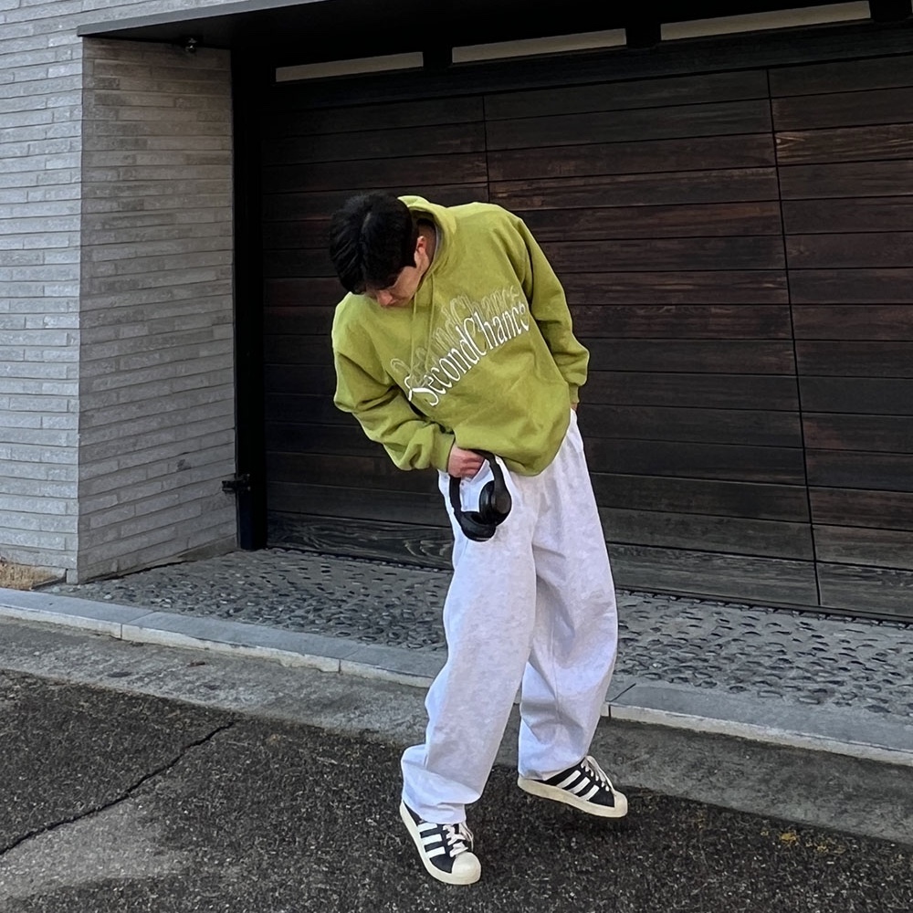 Adidas Superstar Premium Black White 착용 스타일