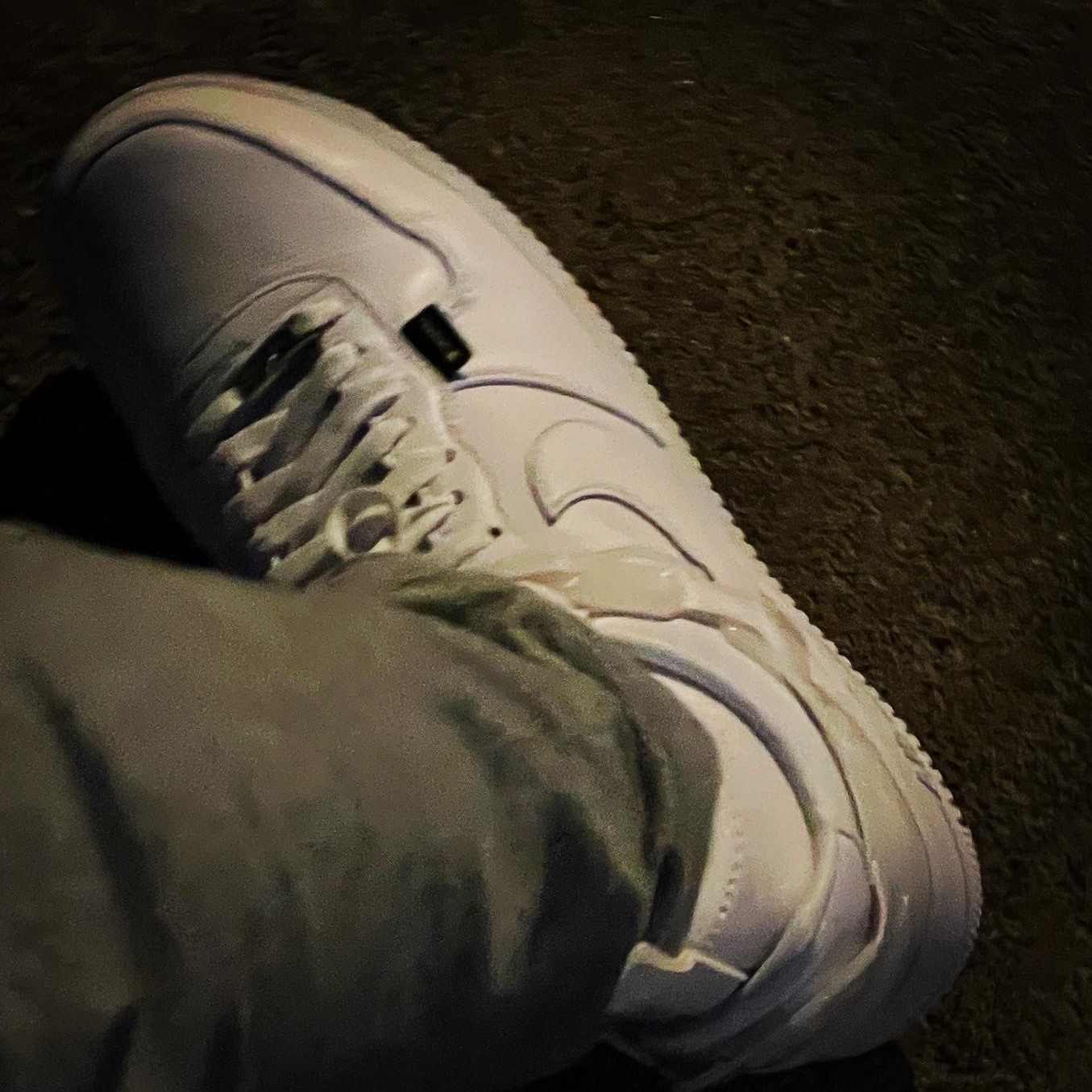 Nike x Undercover Air Force 1 Low SP White 착용 스타일 - 3