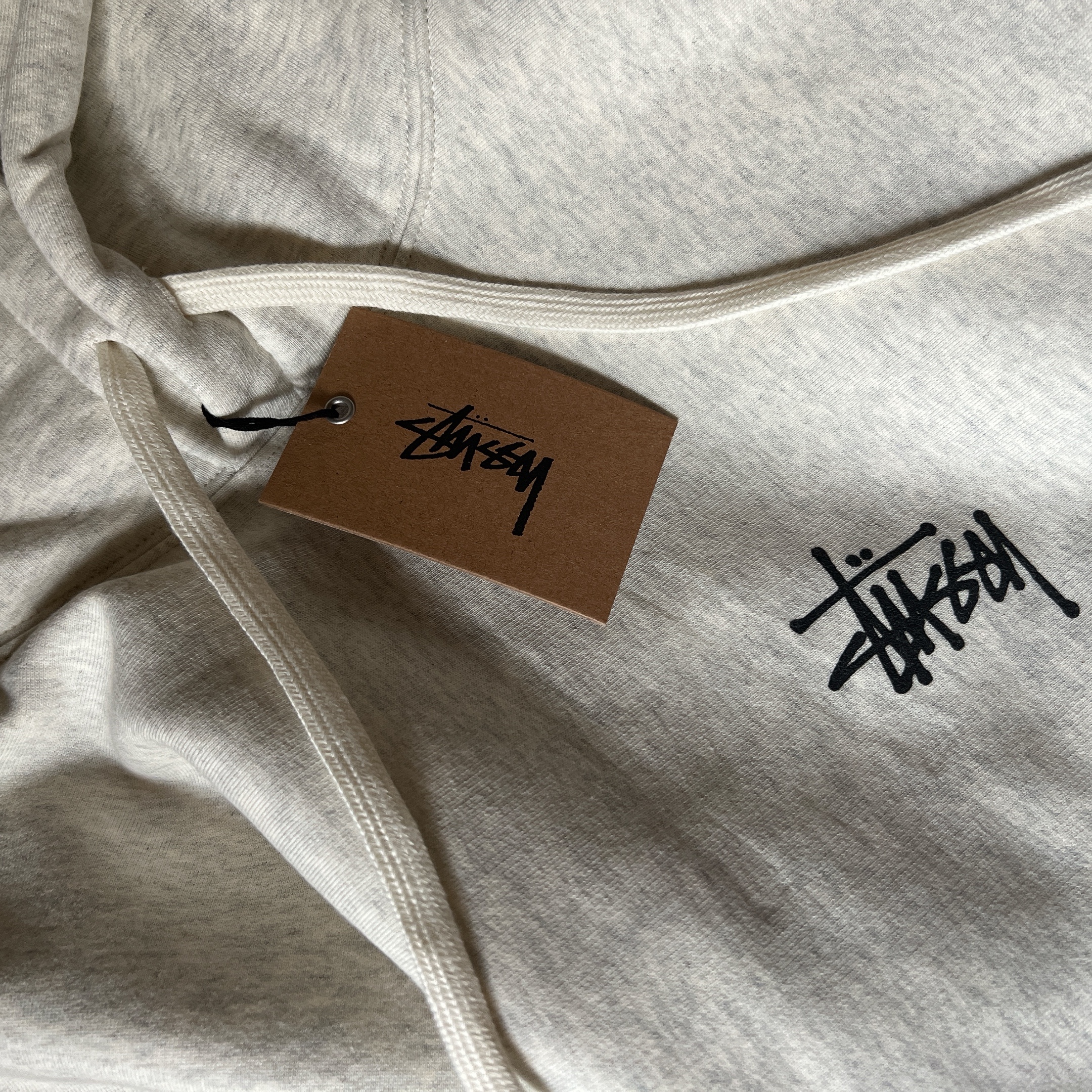 Stussy Basic Stussy Hoodie Ash Heather 2022 착용 스타일