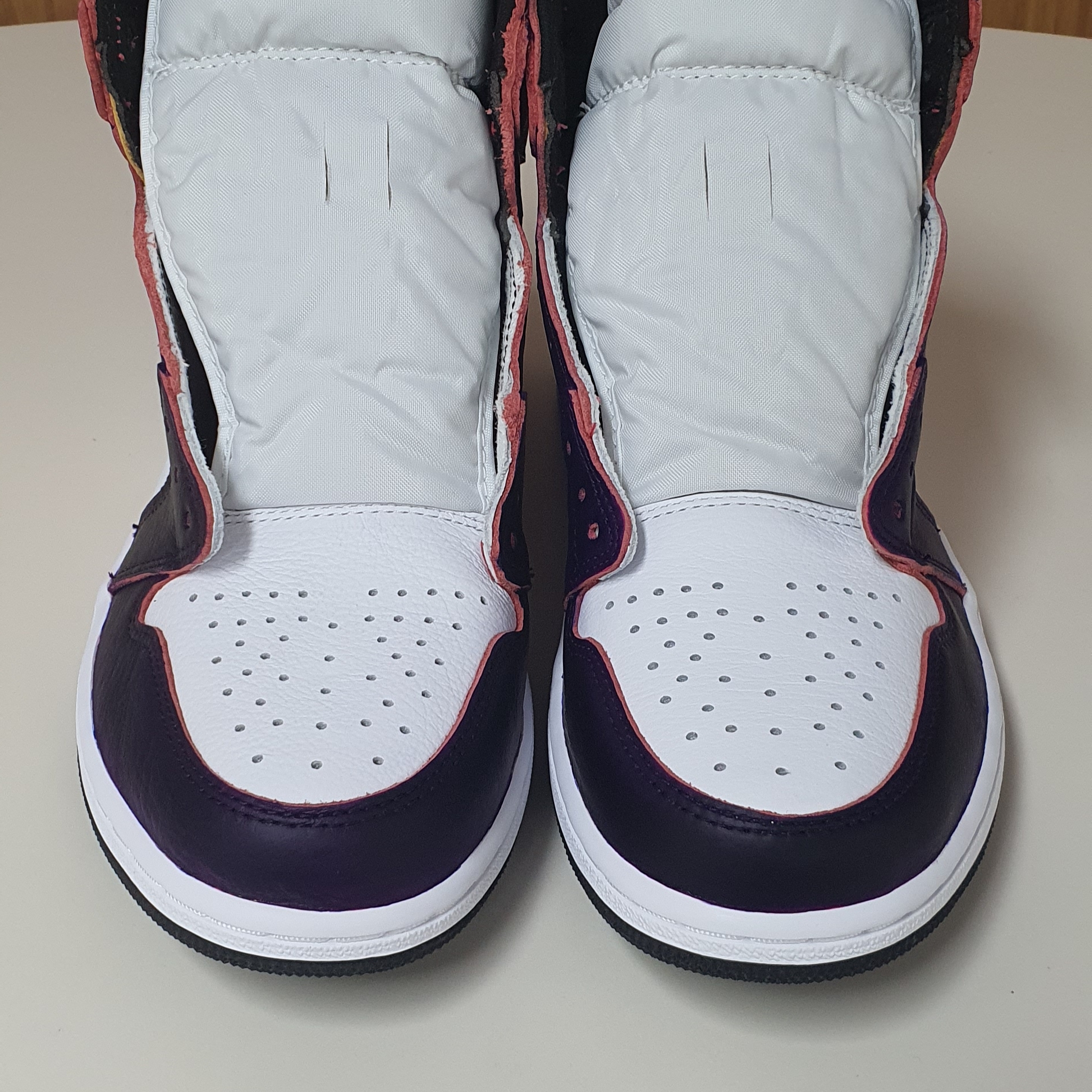 Jordan 1 Retro High OG Light Fusion Red 착용 스타일 - 5