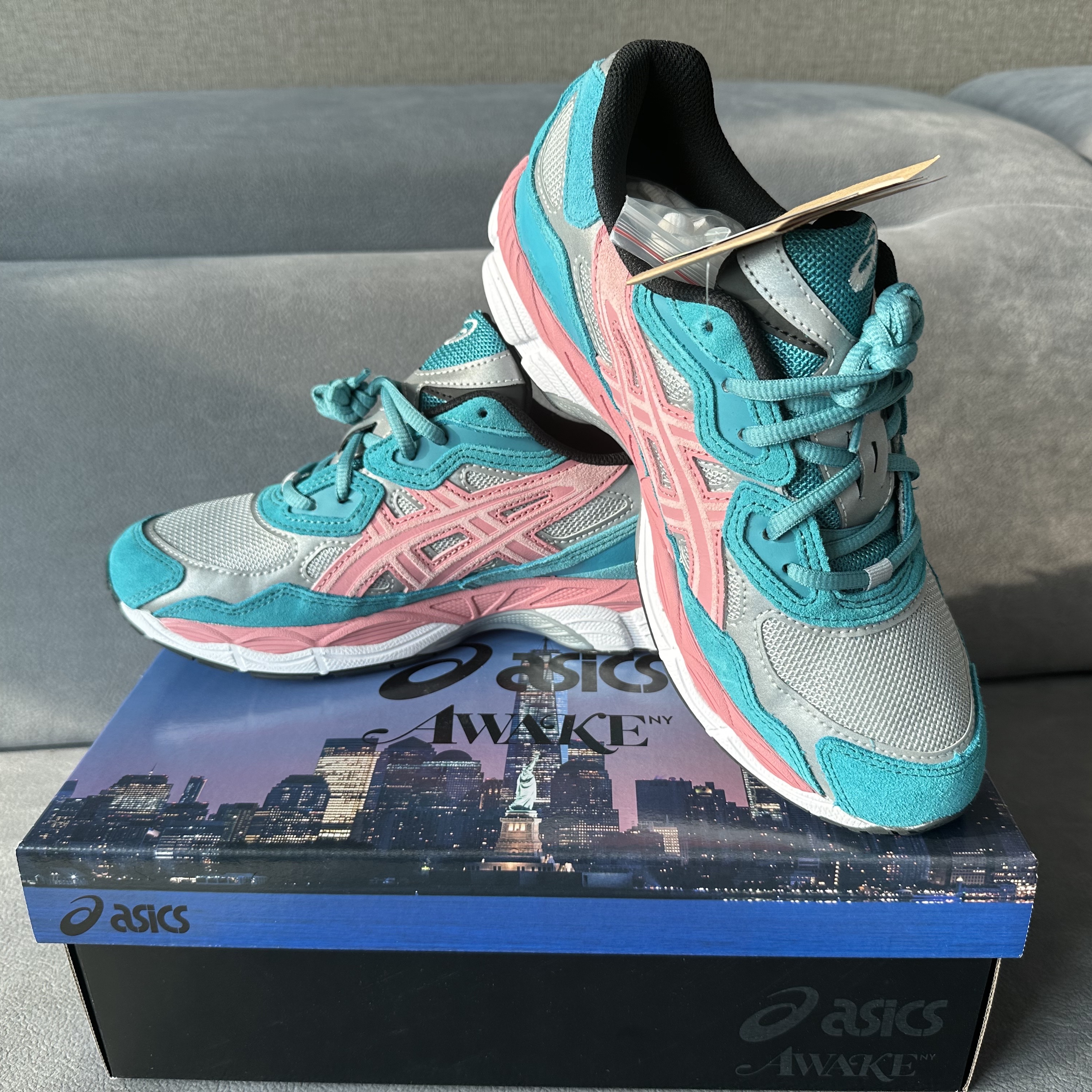 Asics x Awake NY Gel-NYC Pure Silver Green Blue Slate 착용 스타일 - 1