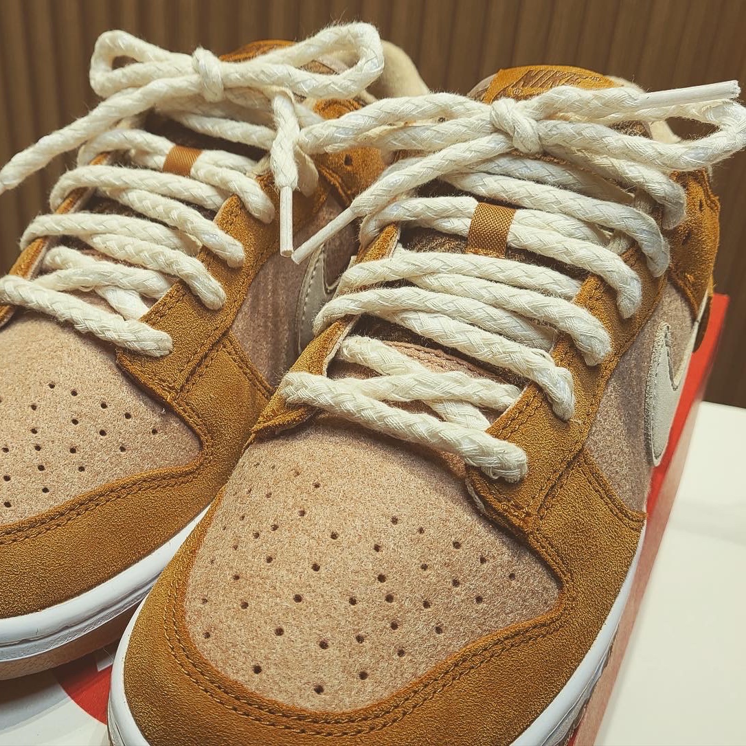 Nike Dunk Low SE Praline Desert Ochre 착용 스타일 - 1