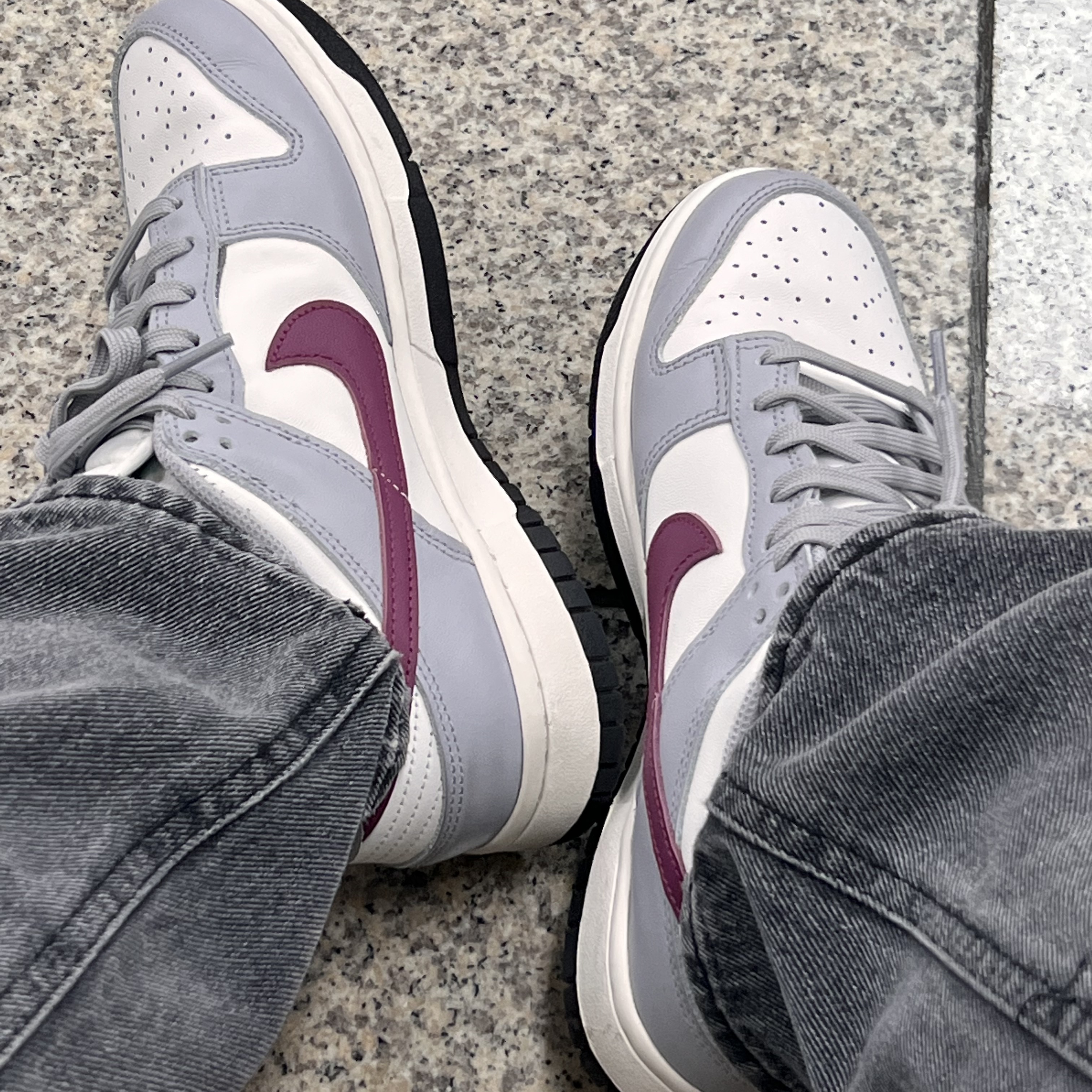 (W) Nike Dunk Low Wolf Grey Rosewood 착용 스타일