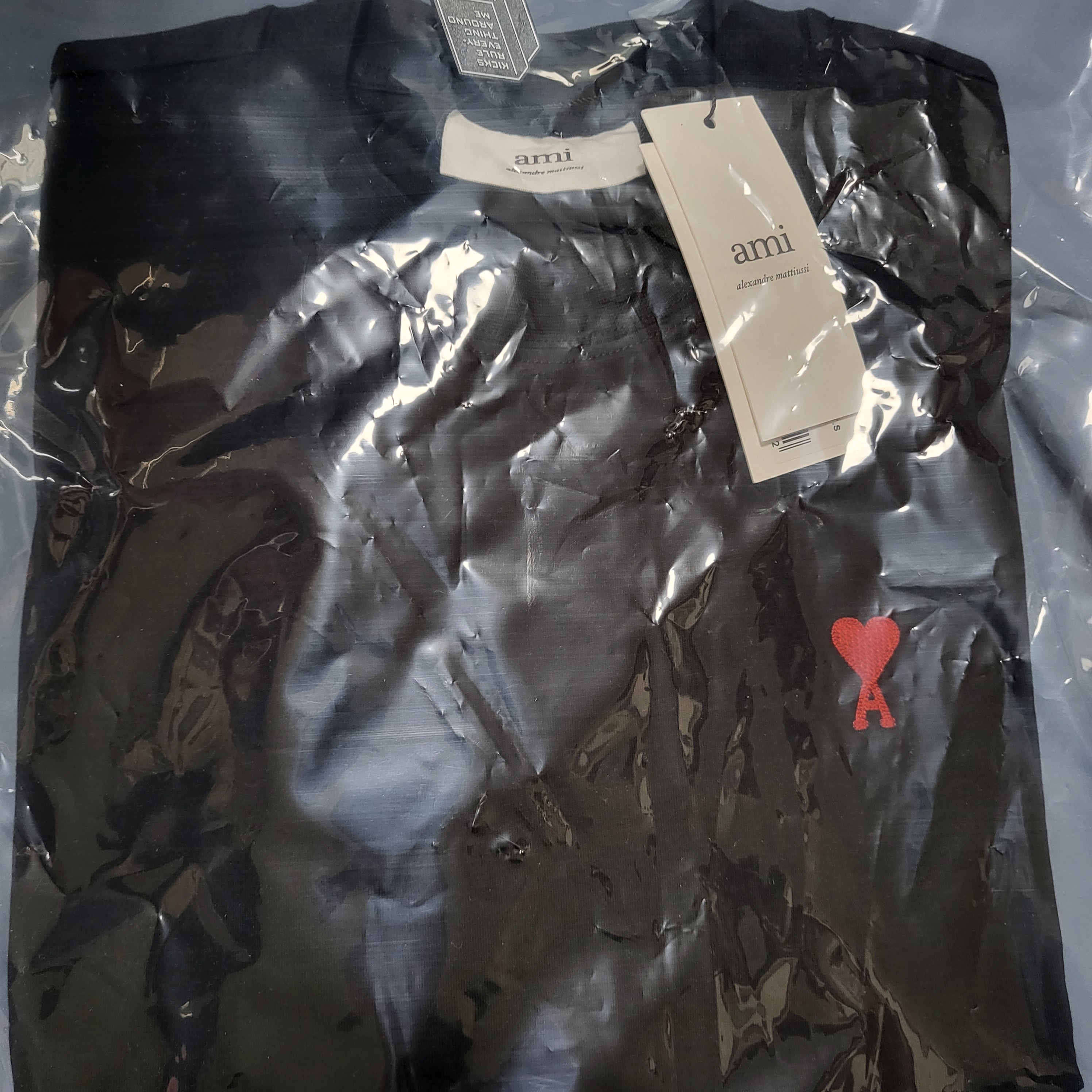 (W) AMI de Coeur T-Shirt Black 착용 스타일
