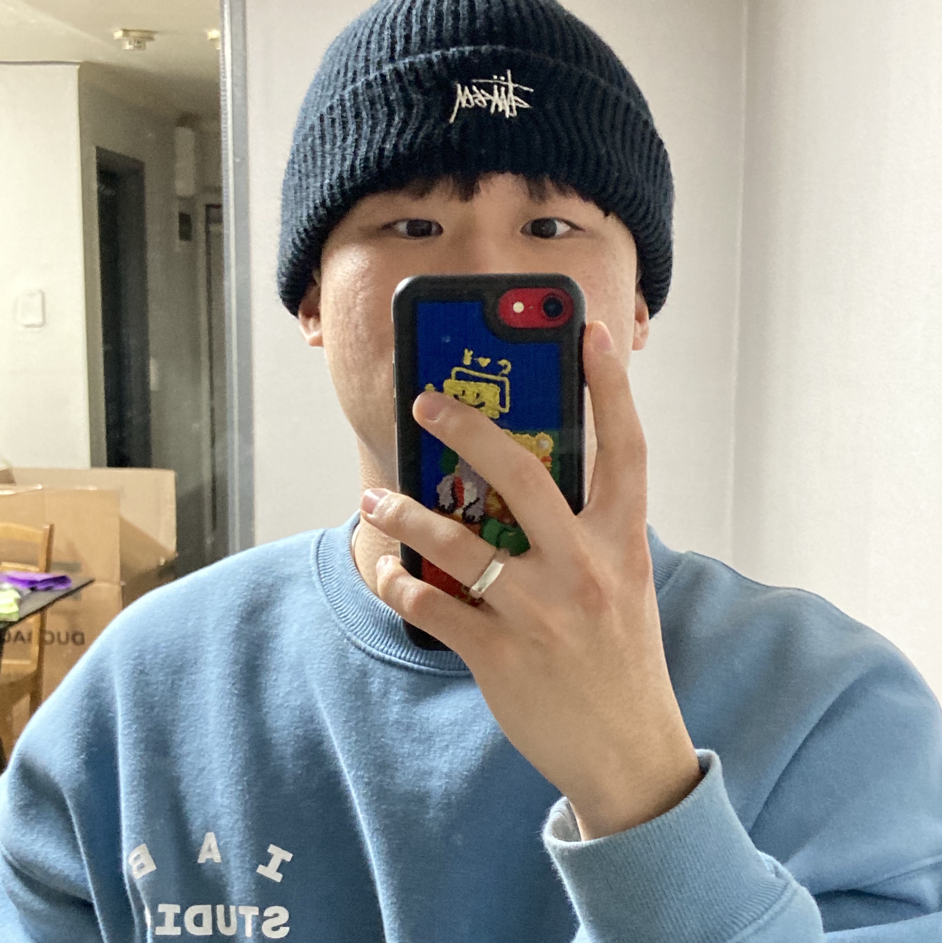 Stussy Basic Cuff Beanie Black, IAB Studio Crewneck Sky Blue 착용 스타일