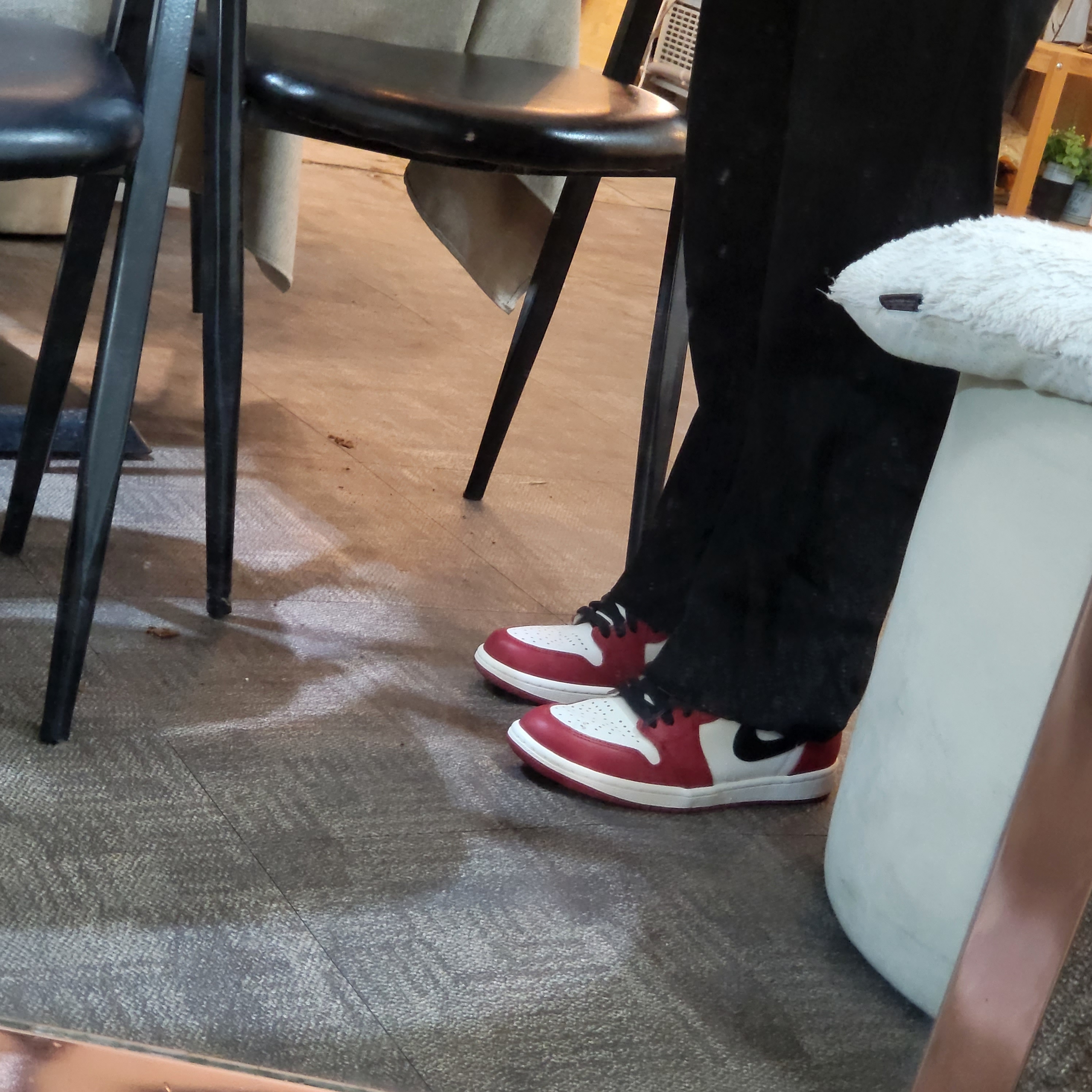 Jordan 1 Retro High OG Chicago 2022 착용 스타일 - 2