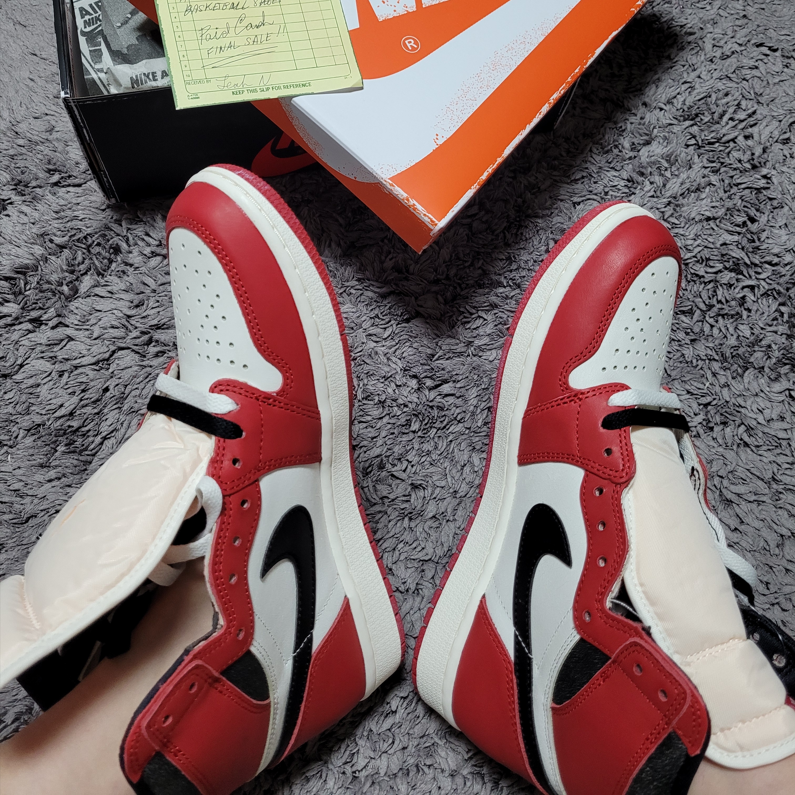 Jordan 1 Retro High OG Chicago 2022 착용 스타일 - 1