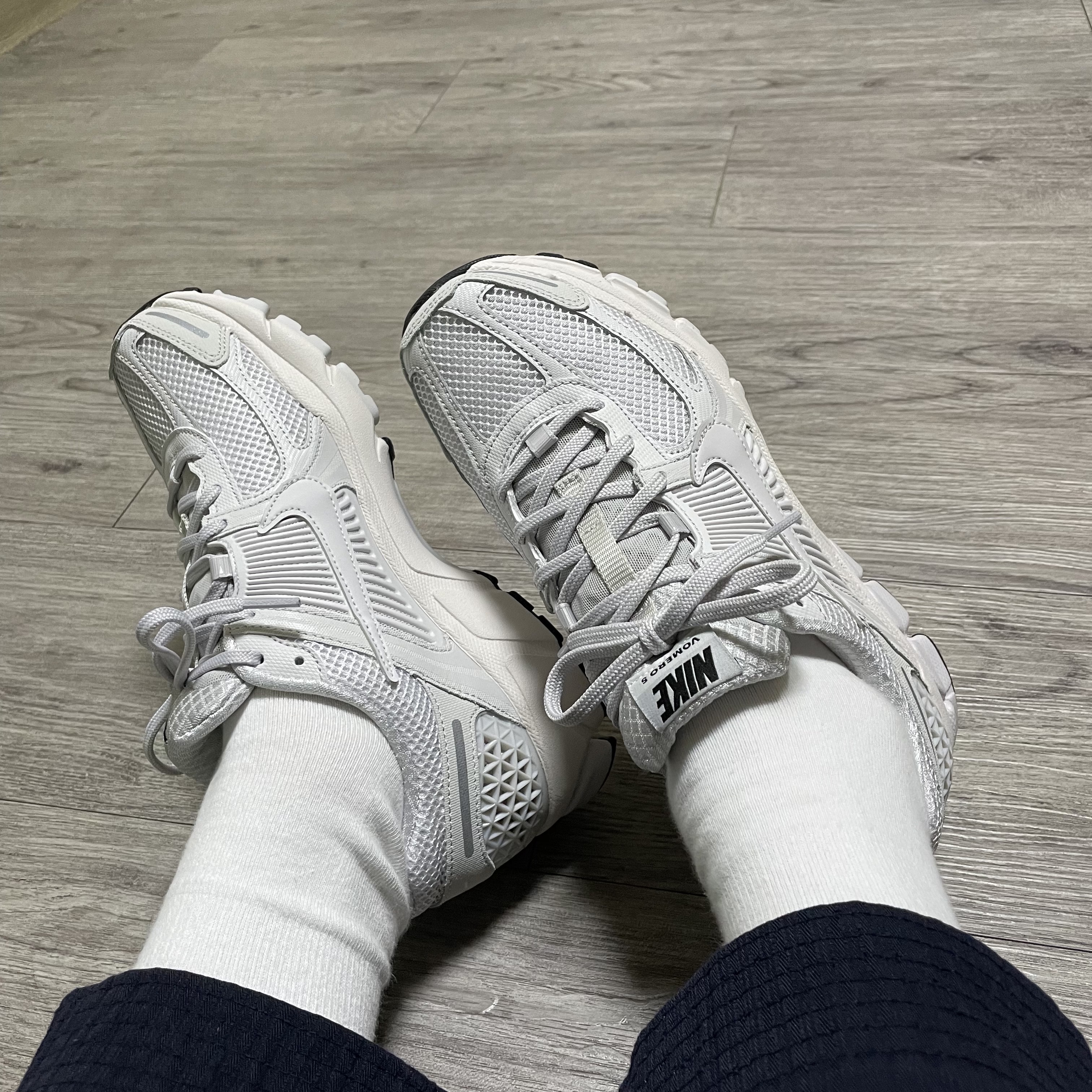 Nike Zoom Vomero 5 SP Vast Grey 2023 착용 스타일