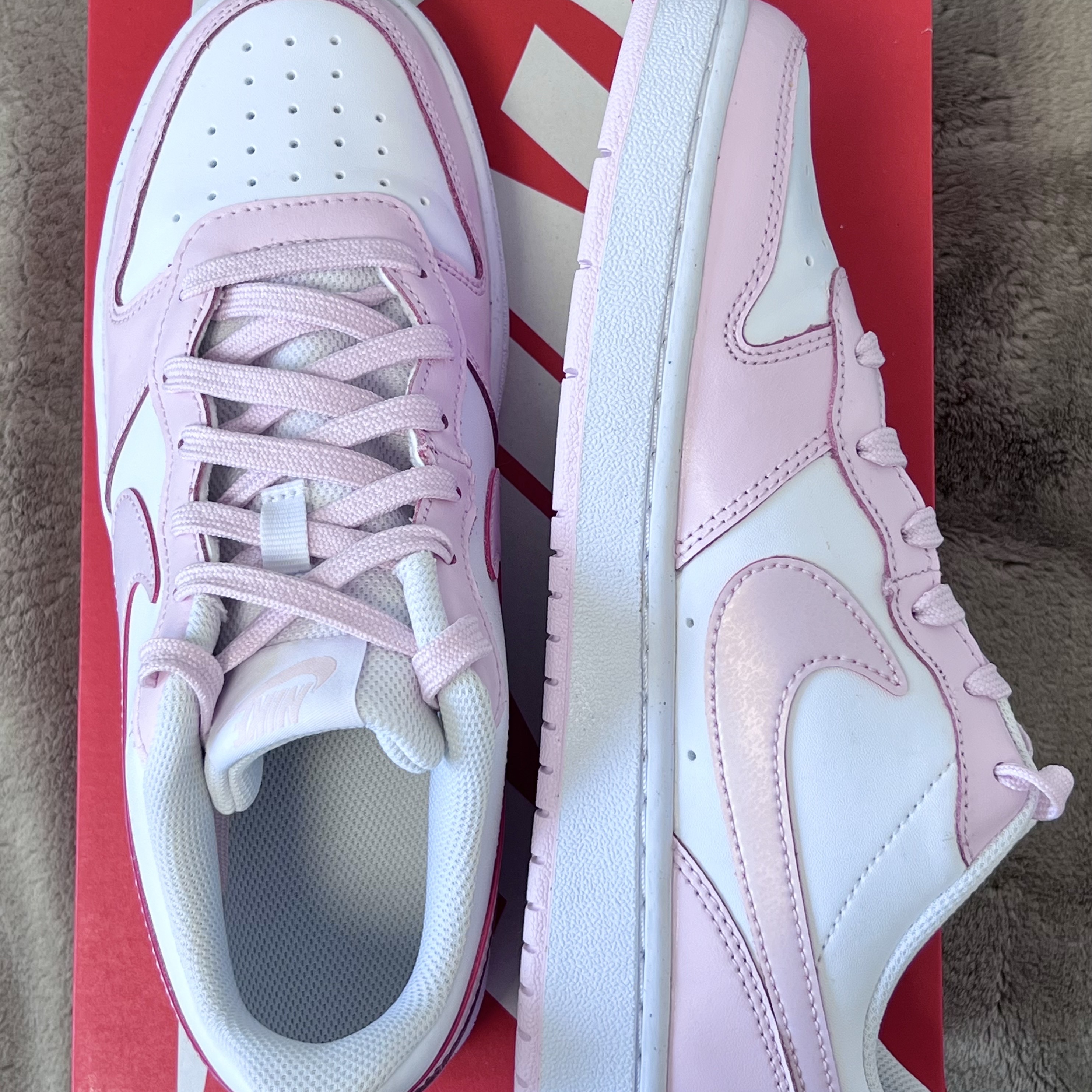 (GS) Nike Court Borough 2 SE White Pink Foam 착용 스타일 - 2