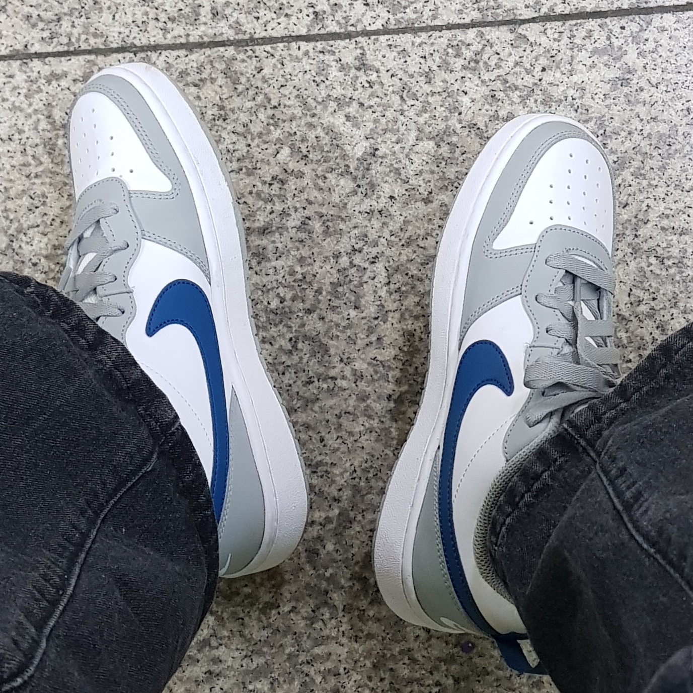 (GS) Nike Court Borough Low 2 Light Smoke Grey 착용 스타일